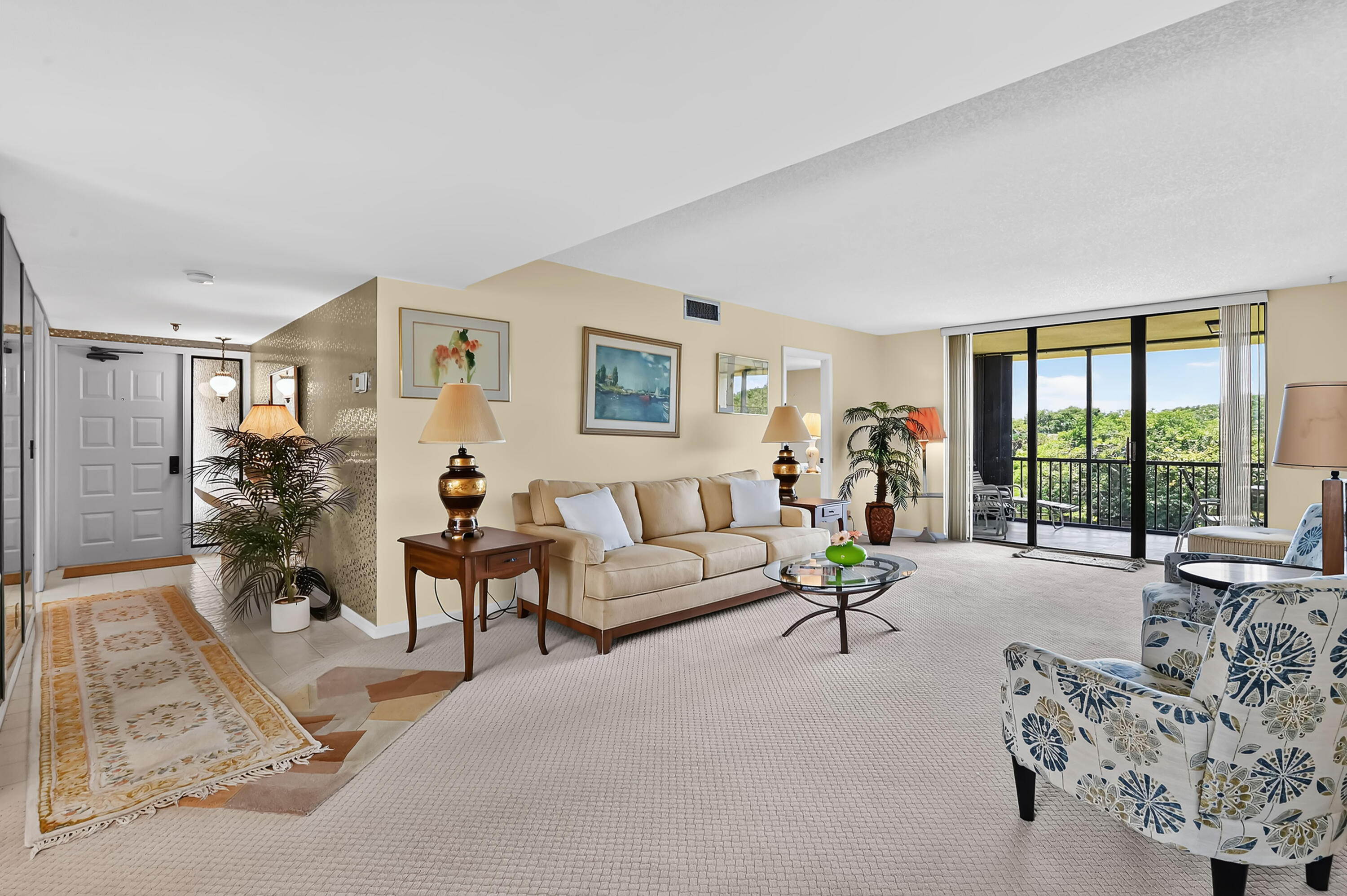WOODLAND LAKES - Residential