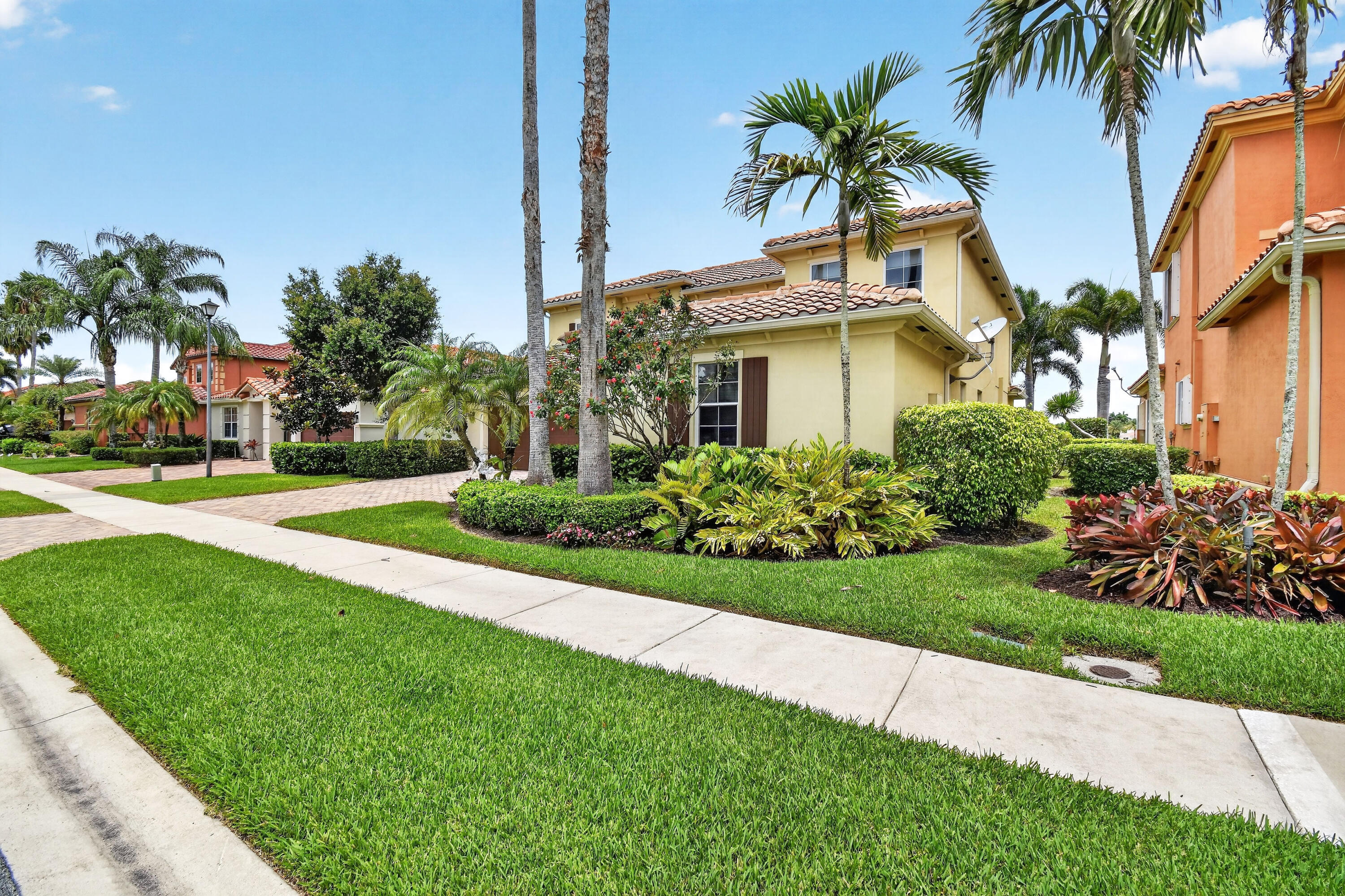 OAKMONT ESTATES PUD - Residential