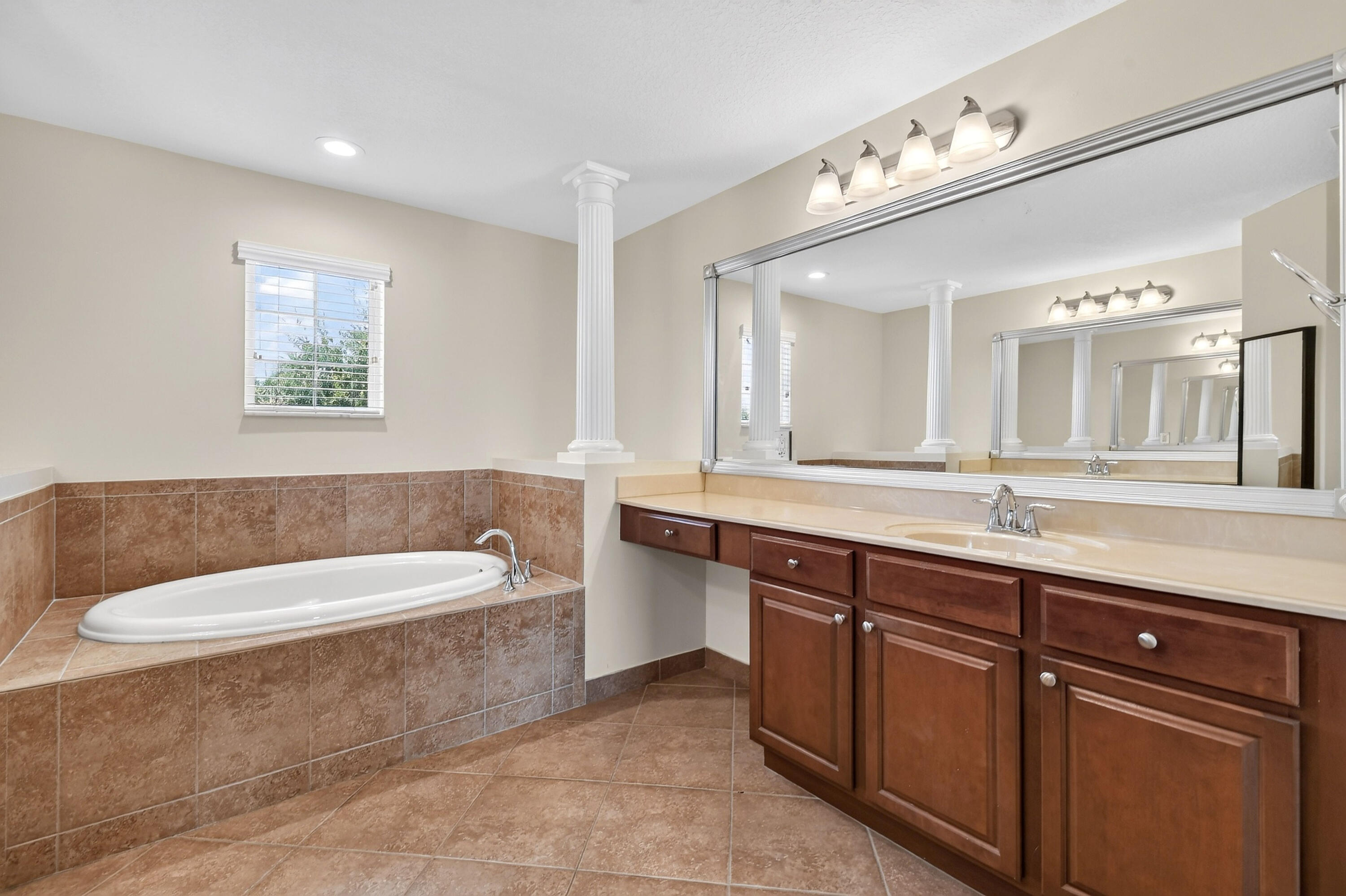 OAKMONT ESTATES PUD - Residential