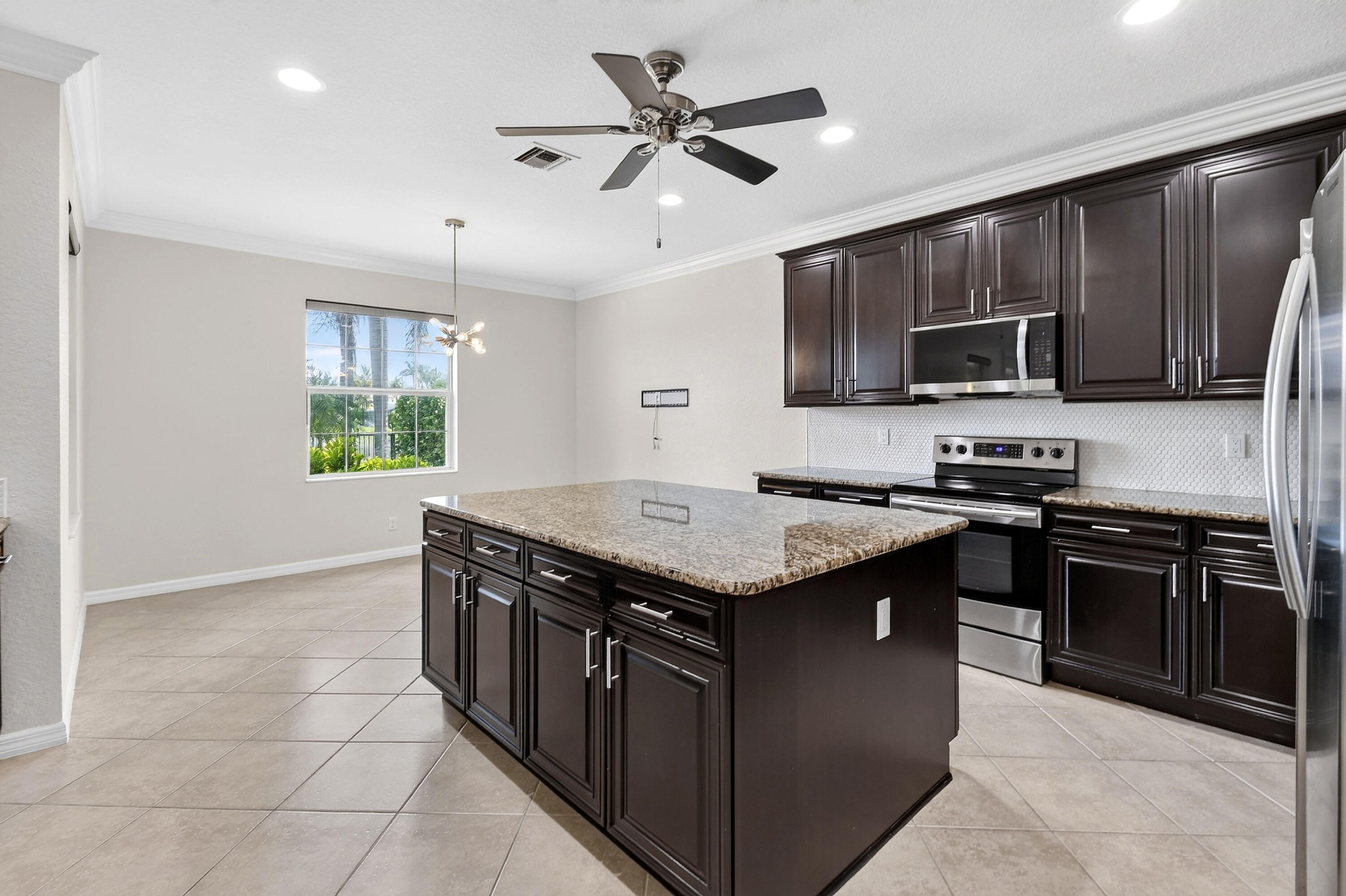 OAKMONT ESTATES PUD - Residential
