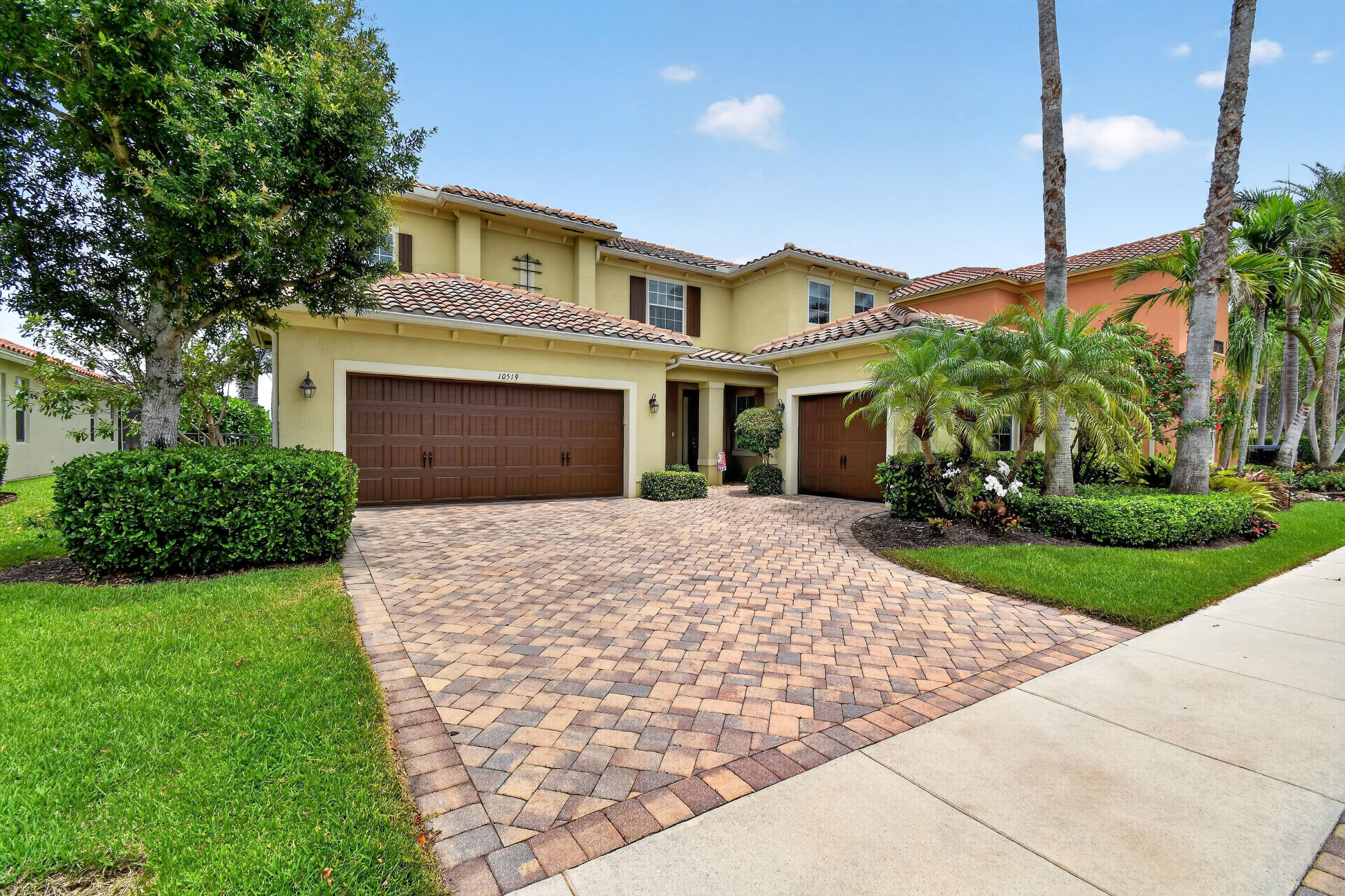 OAKMONT ESTATES PUD - Residential
