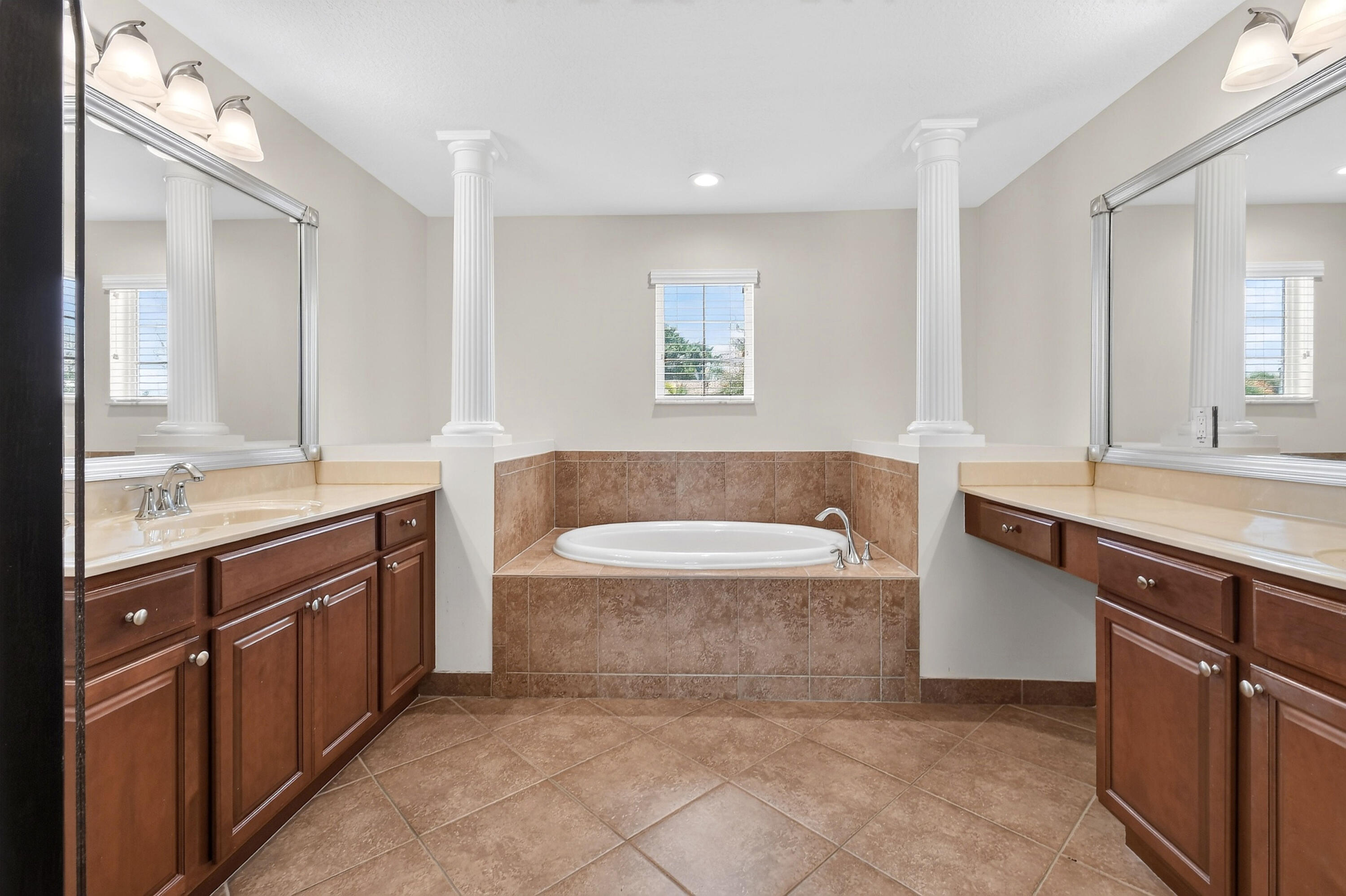 OAKMONT ESTATES PUD - Residential