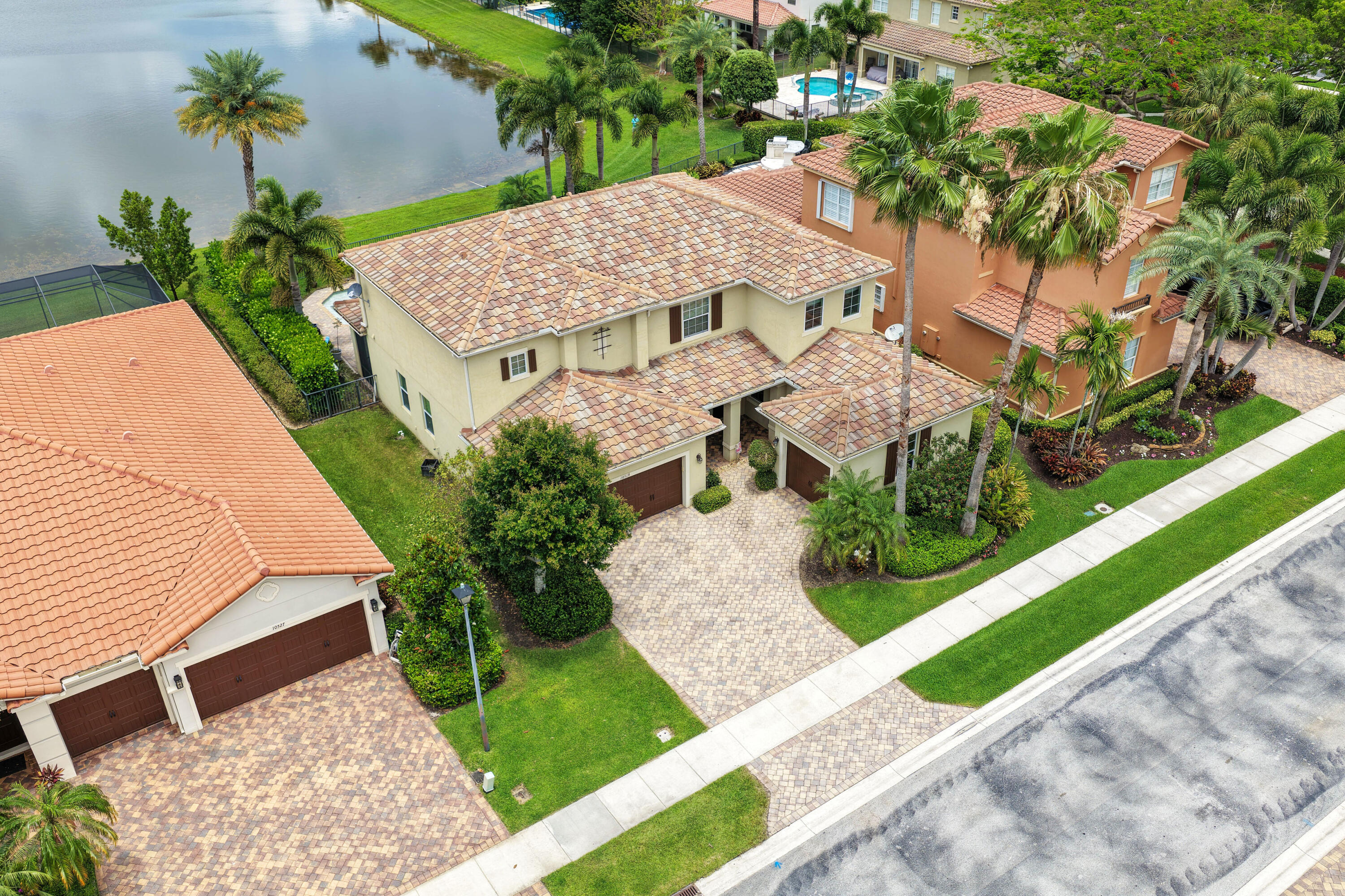 OAKMONT ESTATES PUD - Residential