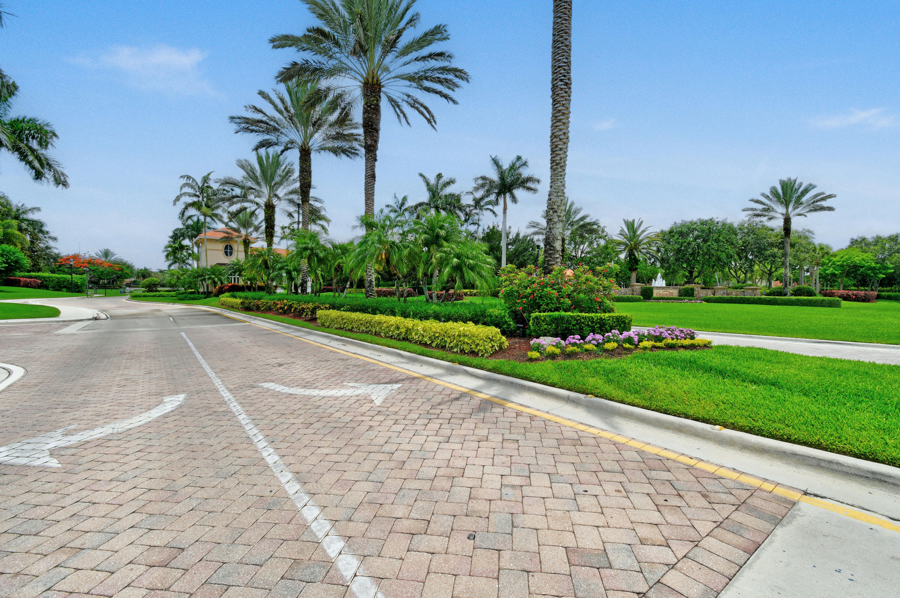 OAKMONT ESTATES PUD - Residential