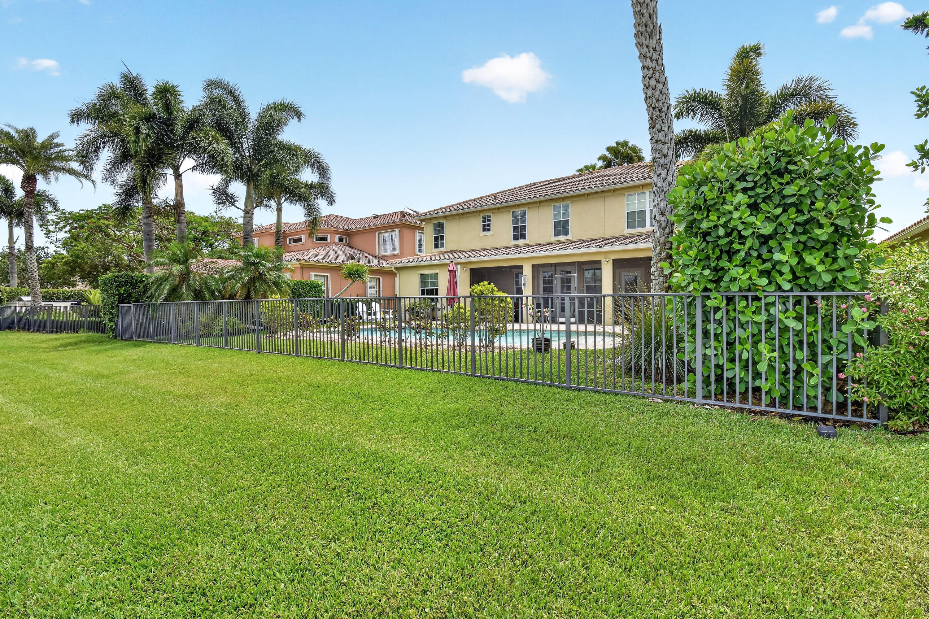 OAKMONT ESTATES PUD - Residential