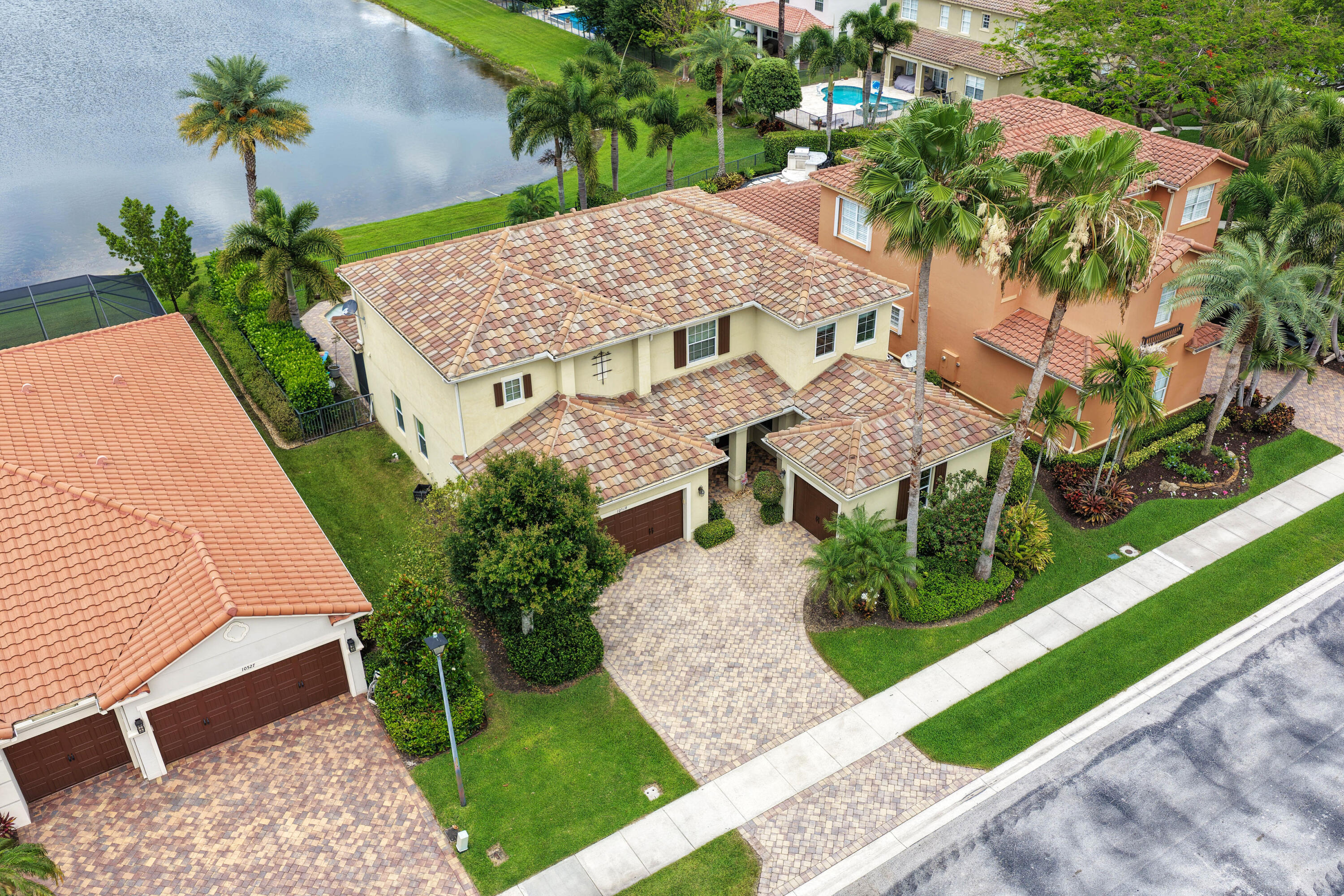 OAKMONT ESTATES PUD - Residential