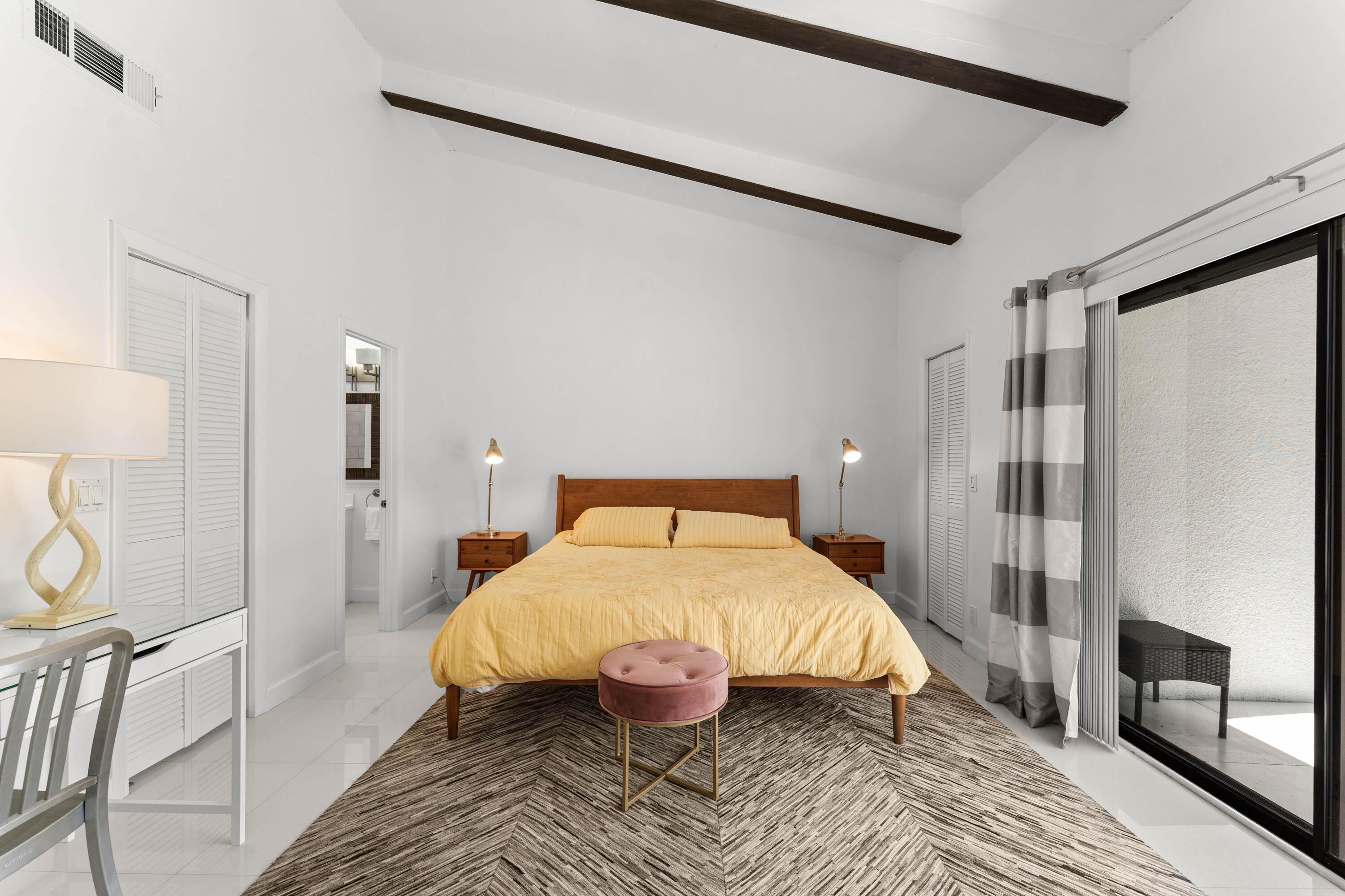 WINDEMERE HOUSE CONDO - Residential