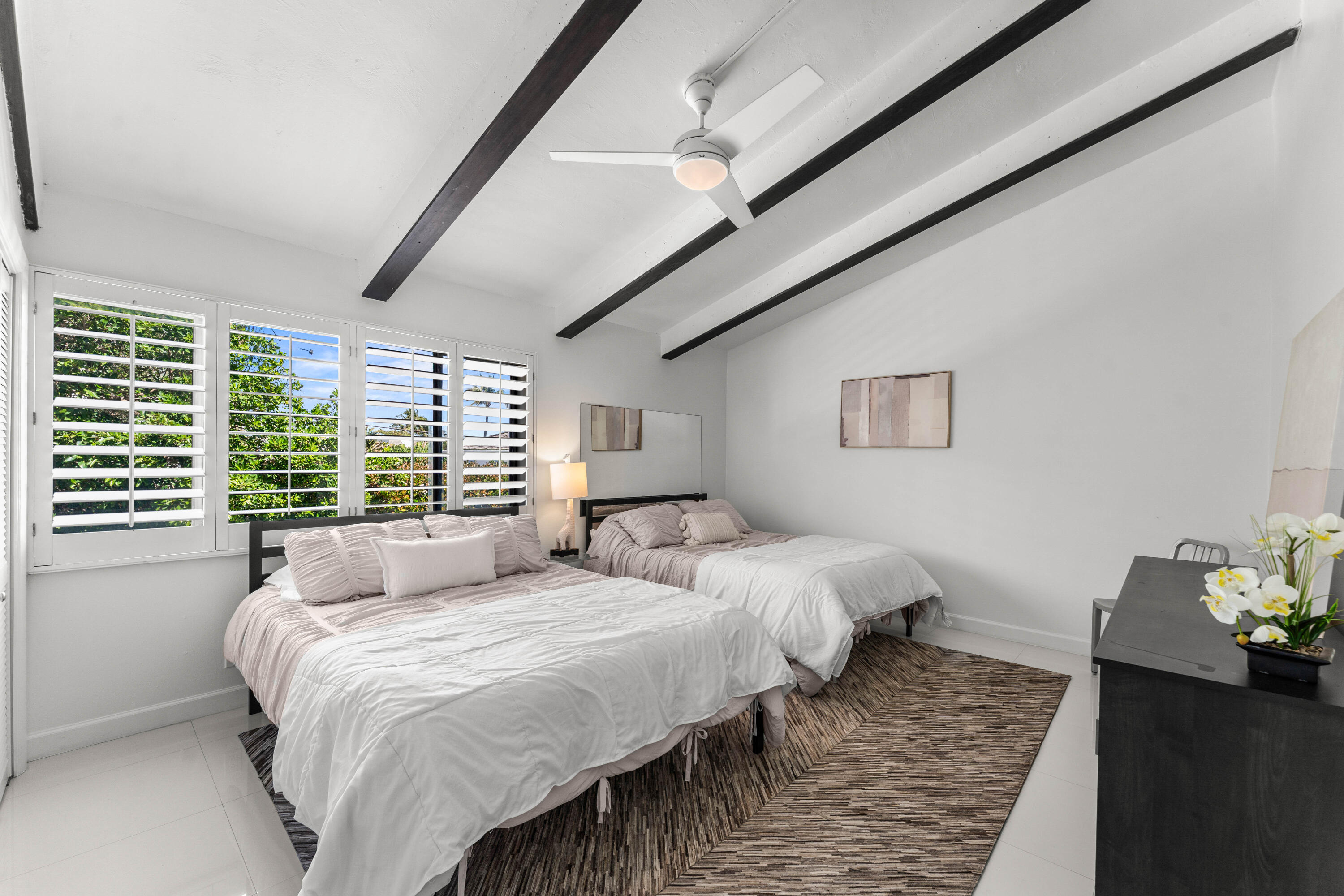 WINDEMERE HOUSE CONDO - Residential