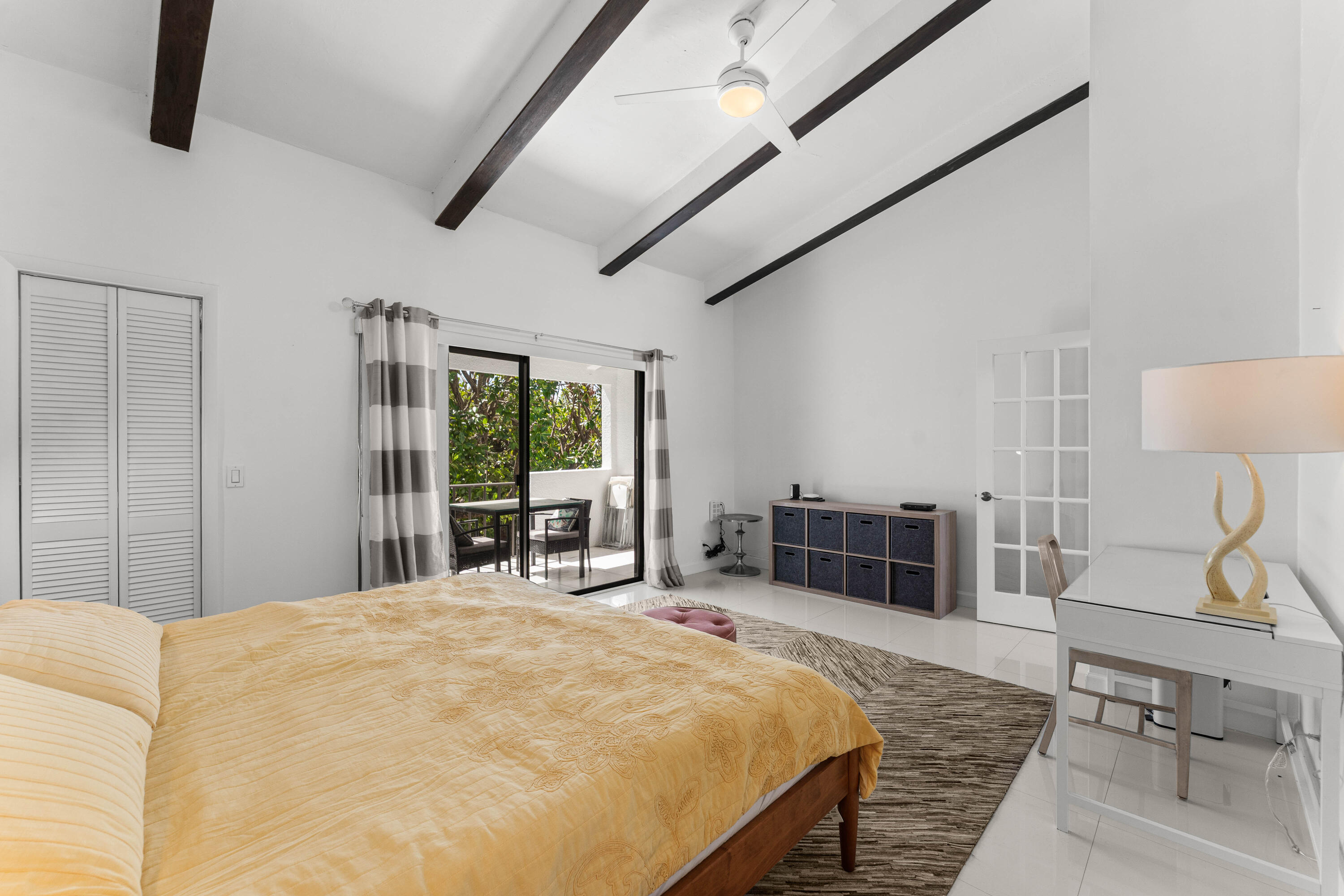 WINDEMERE HOUSE CONDO - Residential