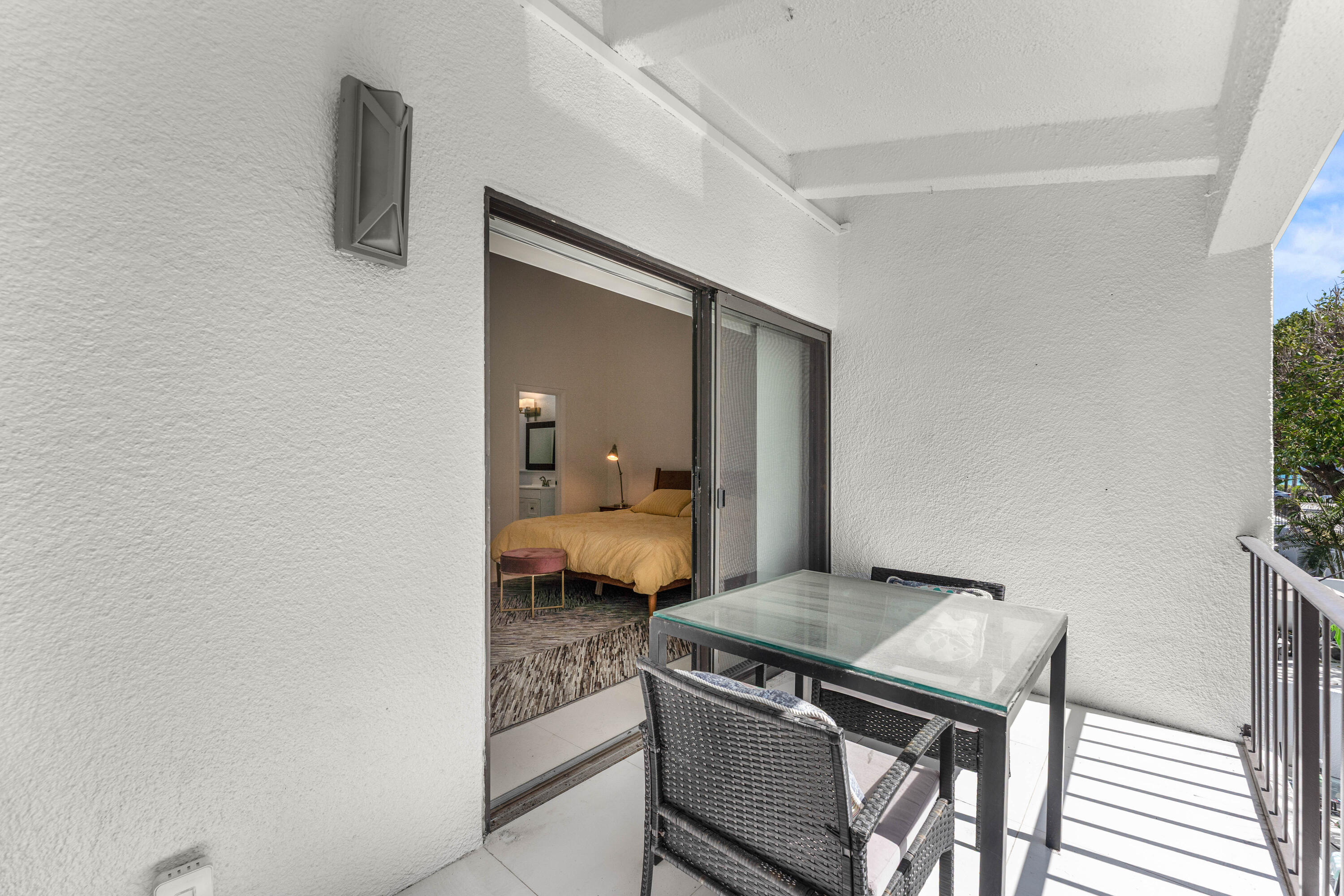 WINDEMERE HOUSE CONDO - Residential