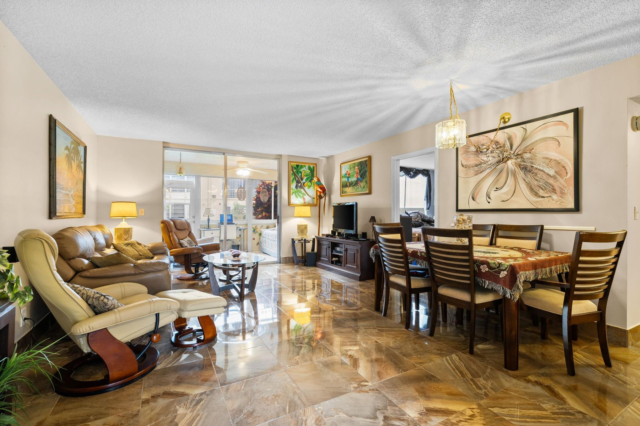 VILLAGES OF ORIOLE ABBEY CONDO - Residential