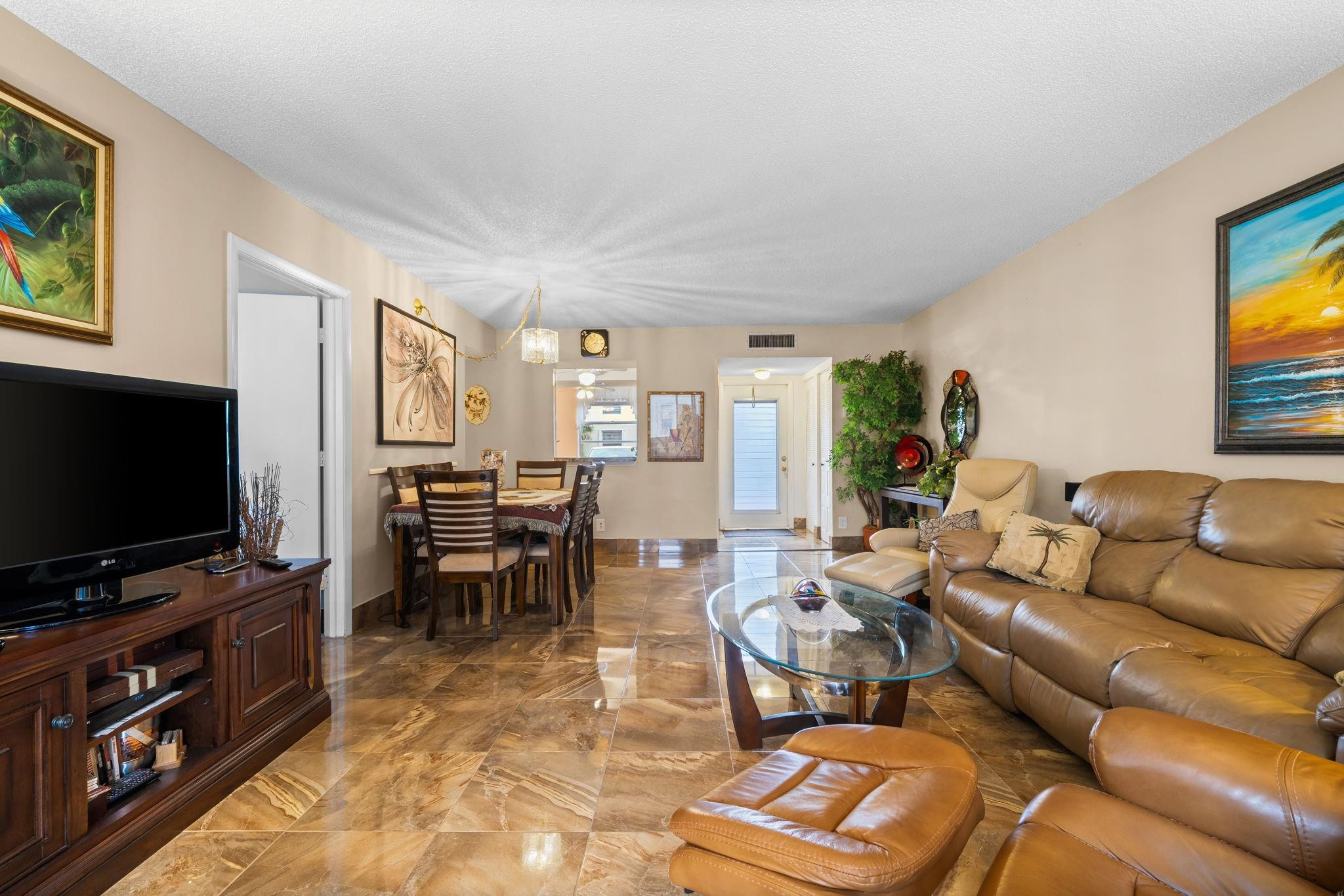 VILLAGES OF ORIOLE ABBEY CONDO - Residential