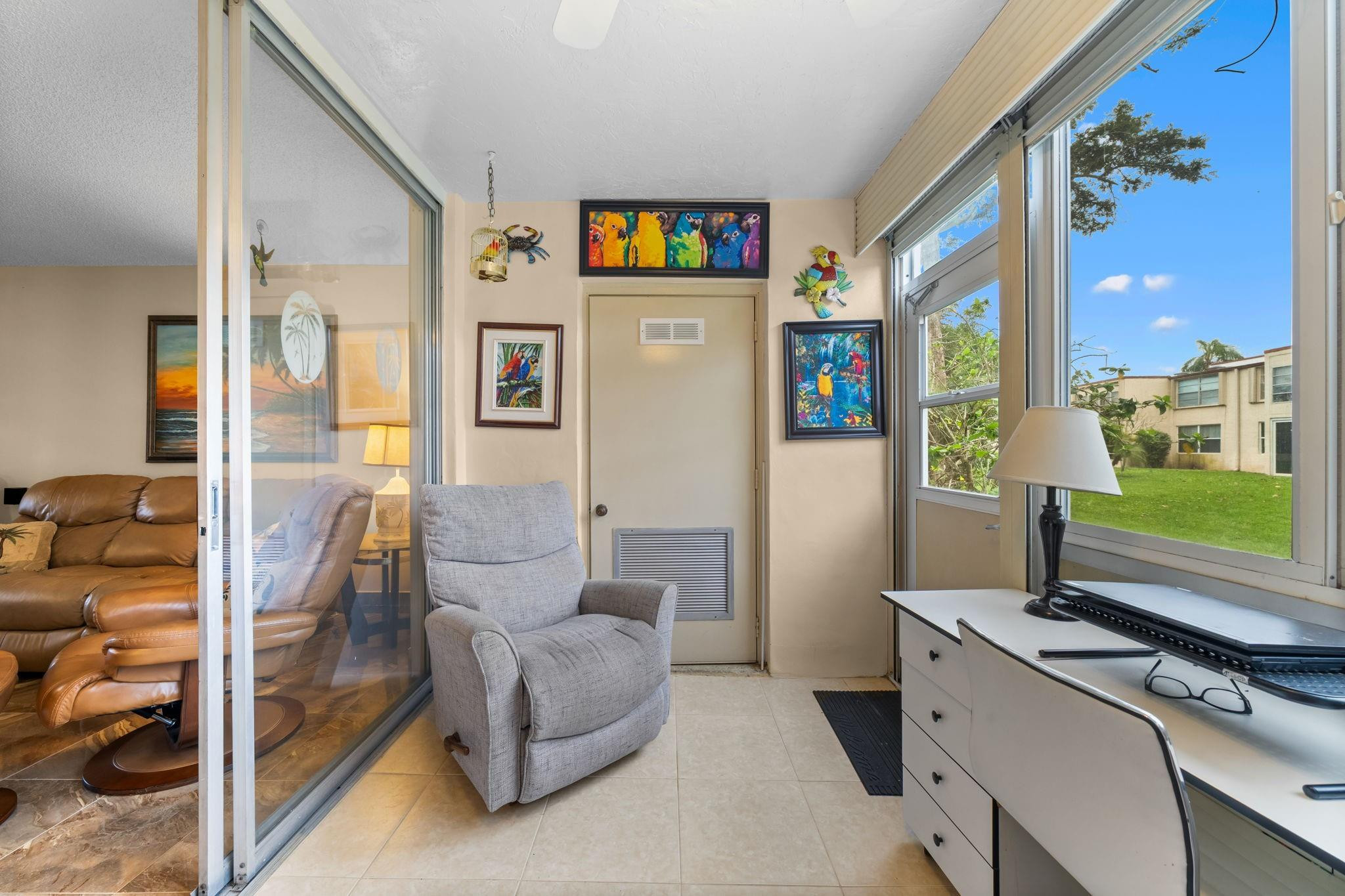 VILLAGES OF ORIOLE ABBEY CONDO - Residential