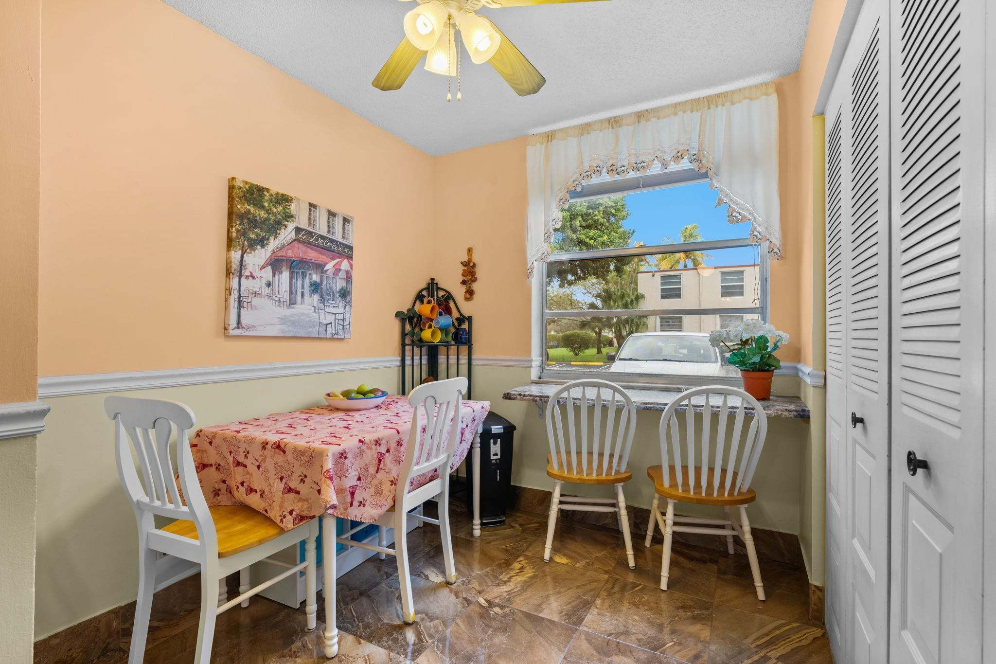 VILLAGES OF ORIOLE ABBEY CONDO - Residential