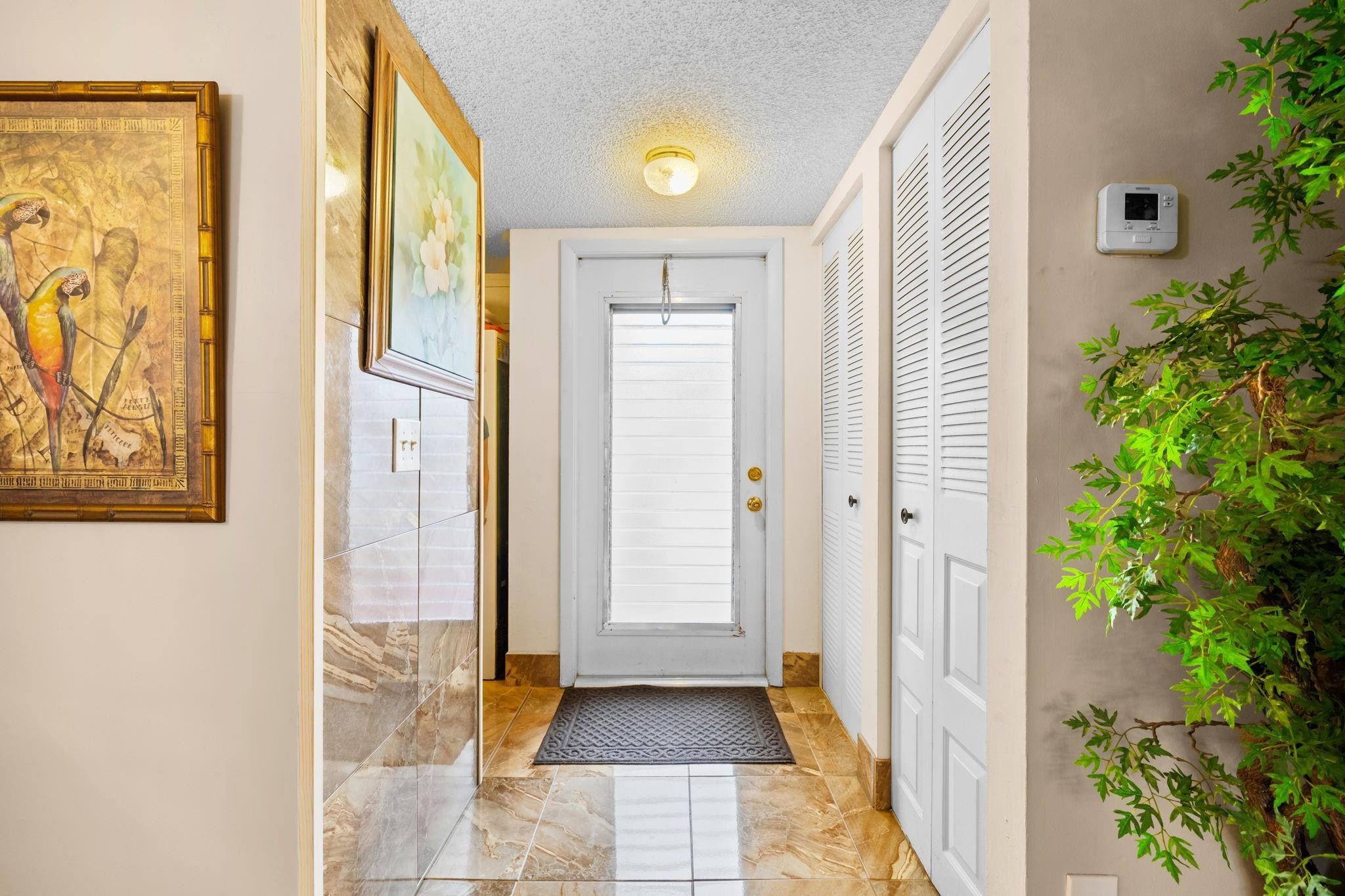 VILLAGES OF ORIOLE ABBEY CONDO - Residential