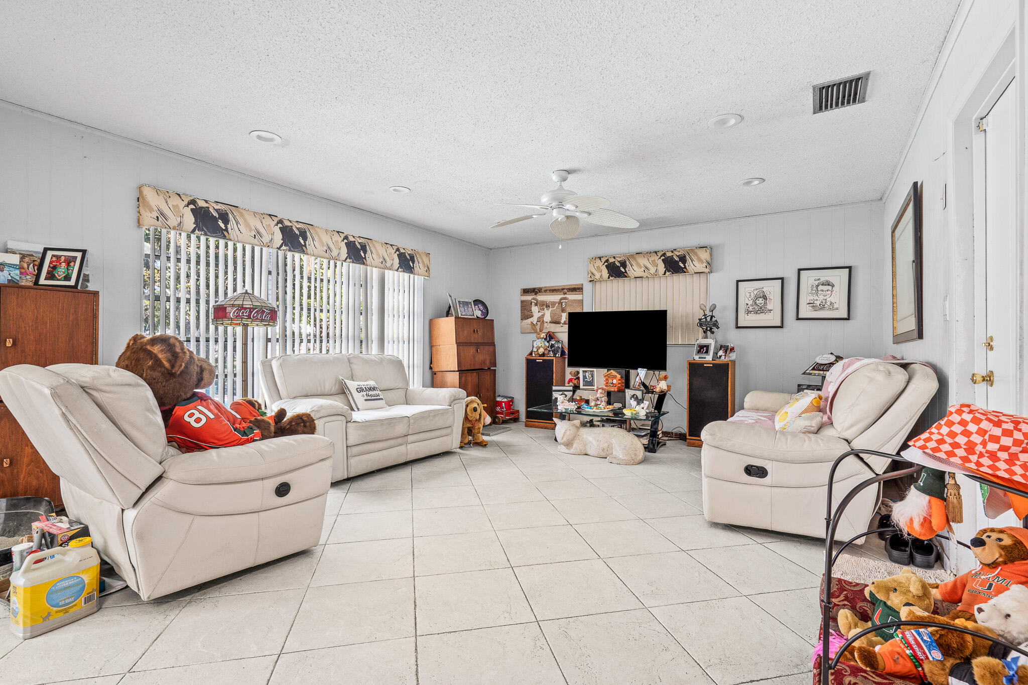 FOREST HILLS SOUTH - Residential