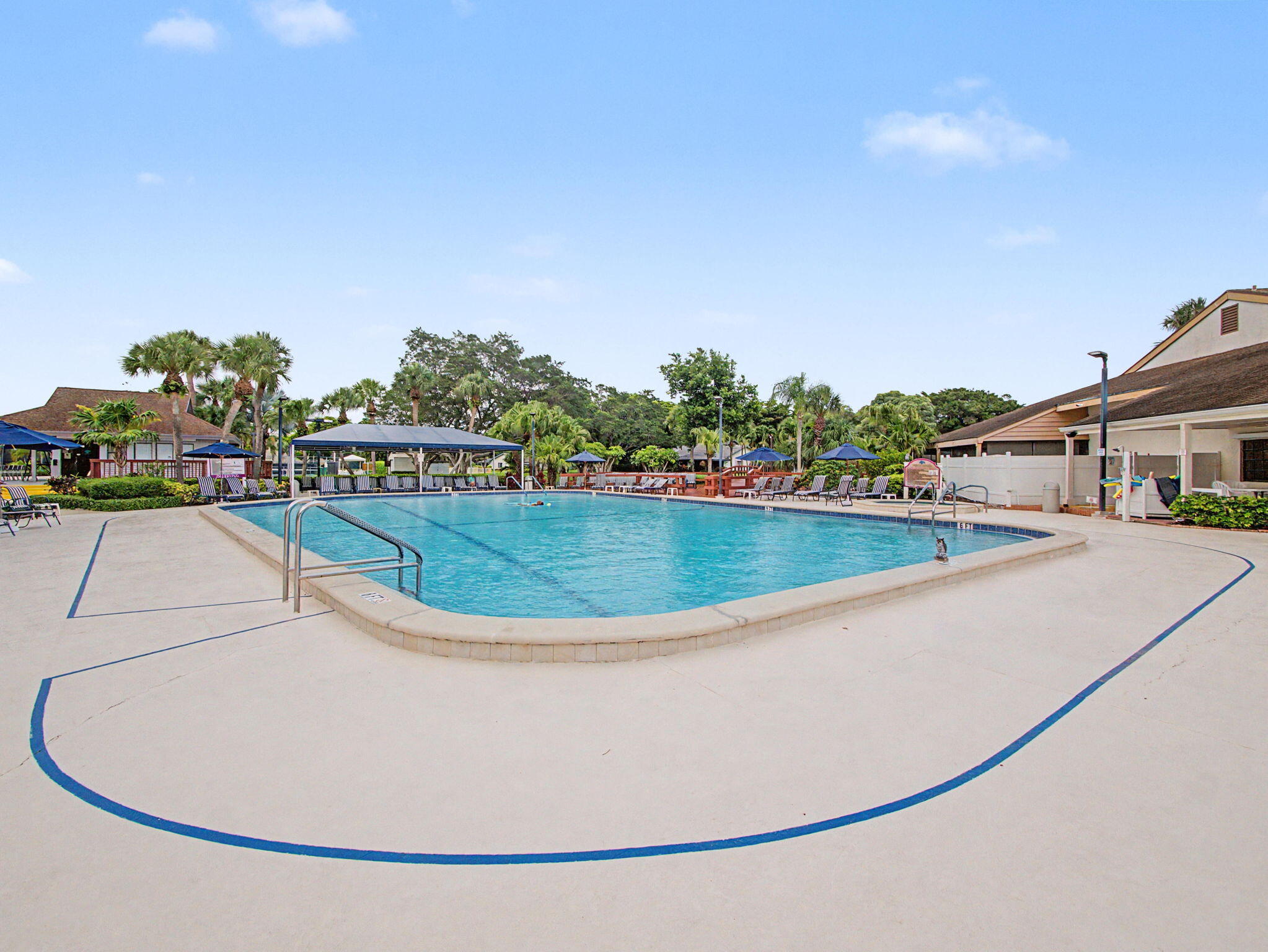 CEDAR POINT 6 - Residential