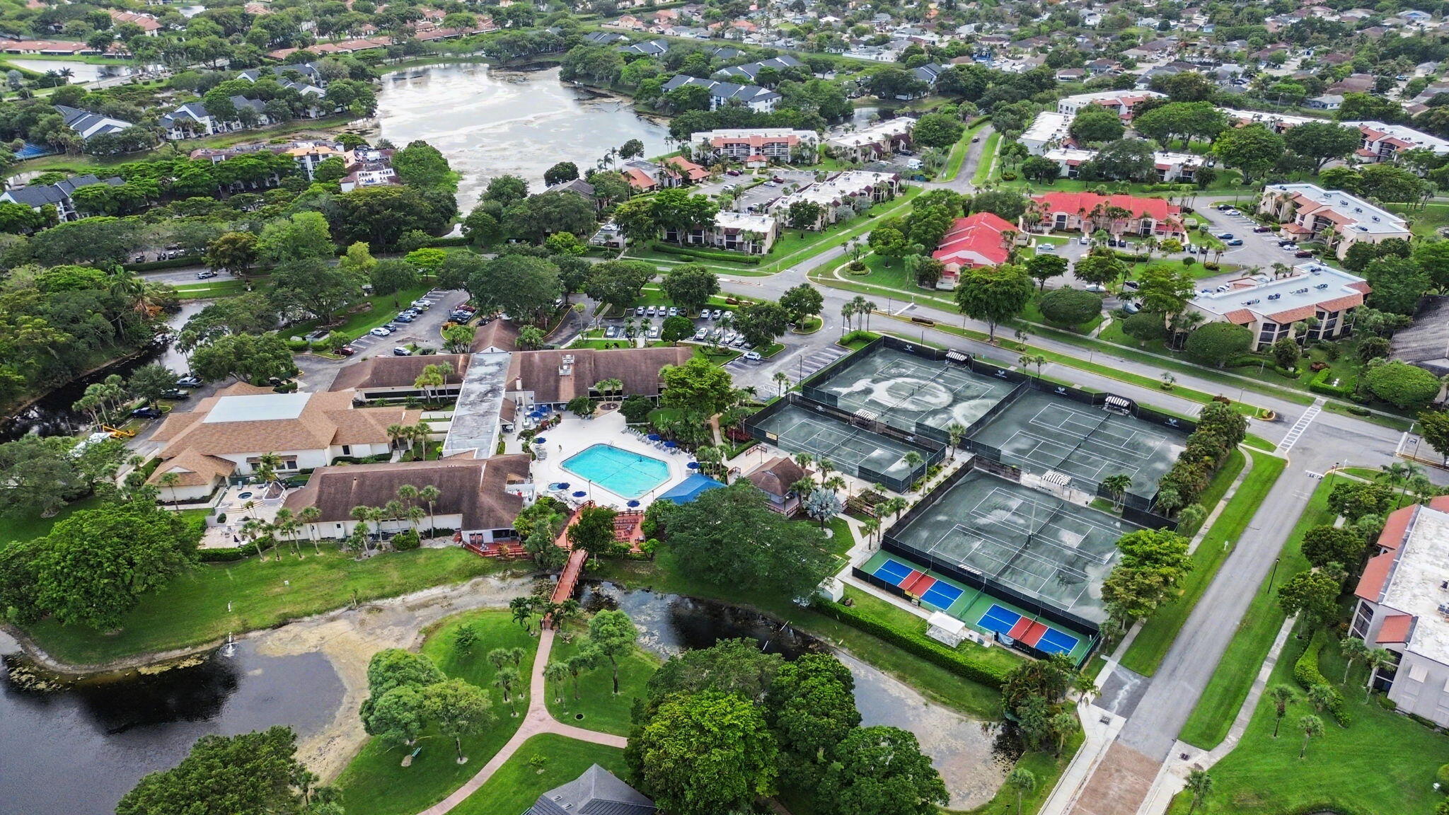 CEDAR POINT 6 - Residential