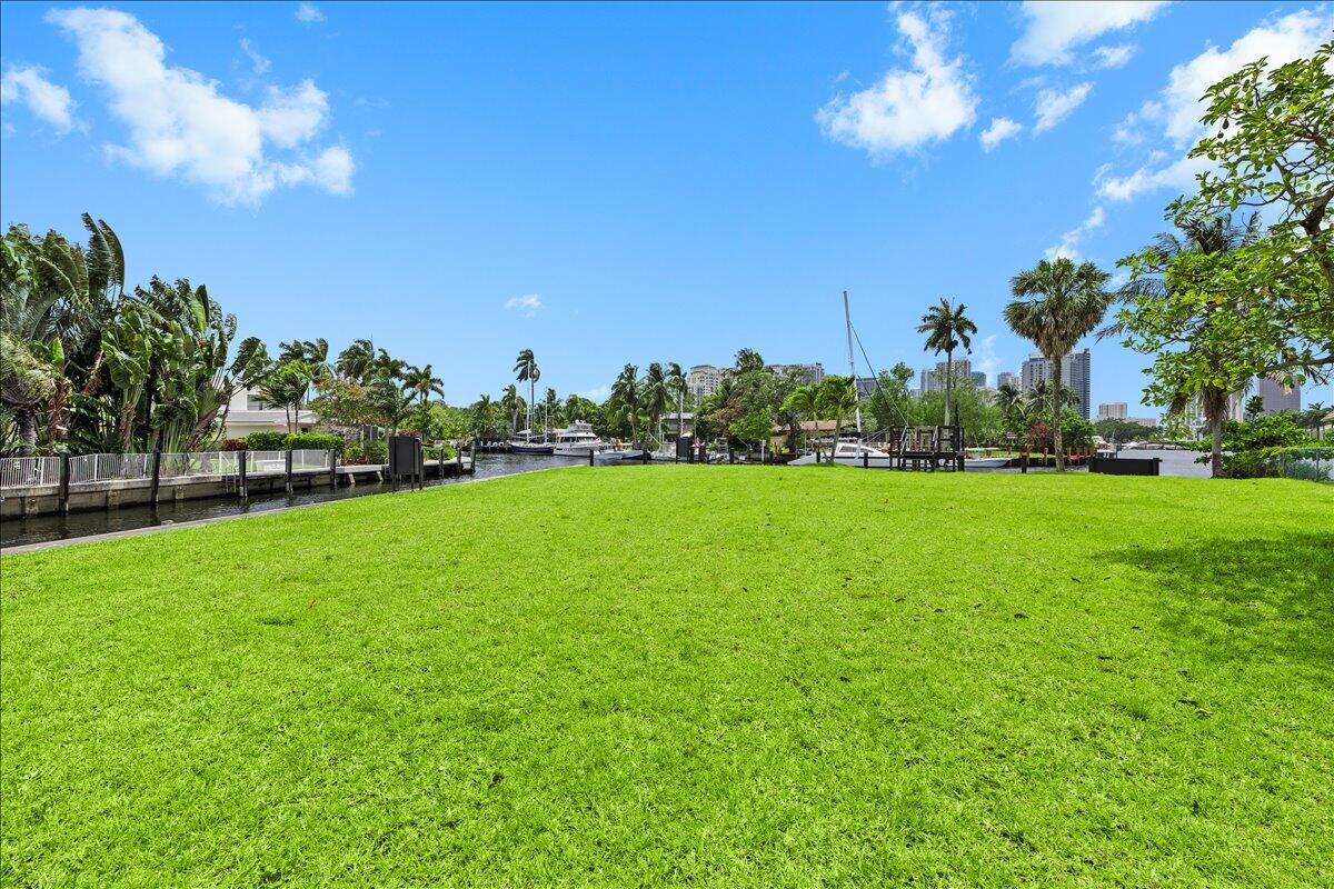 TROPICAL POINT NO 2 - Residential