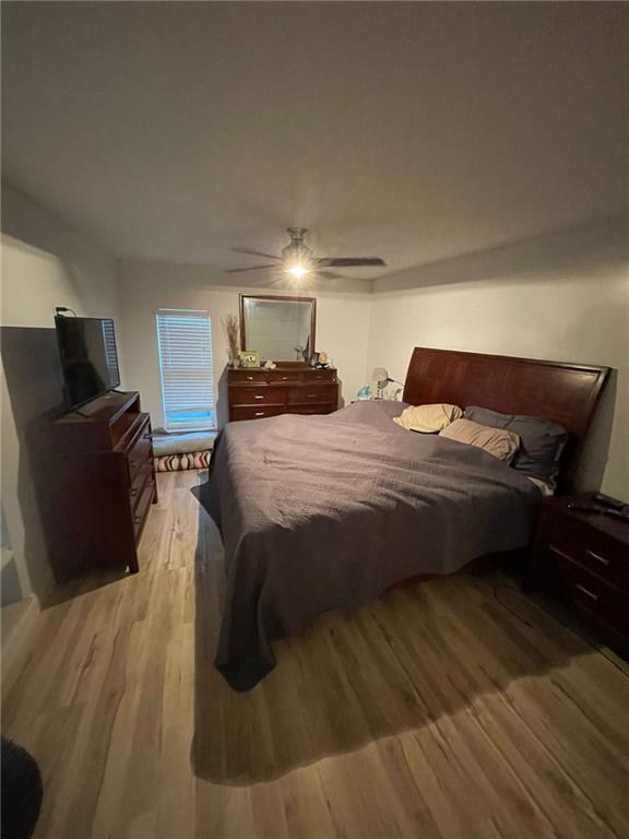 Hollywood Hills 6-22 B - Residential