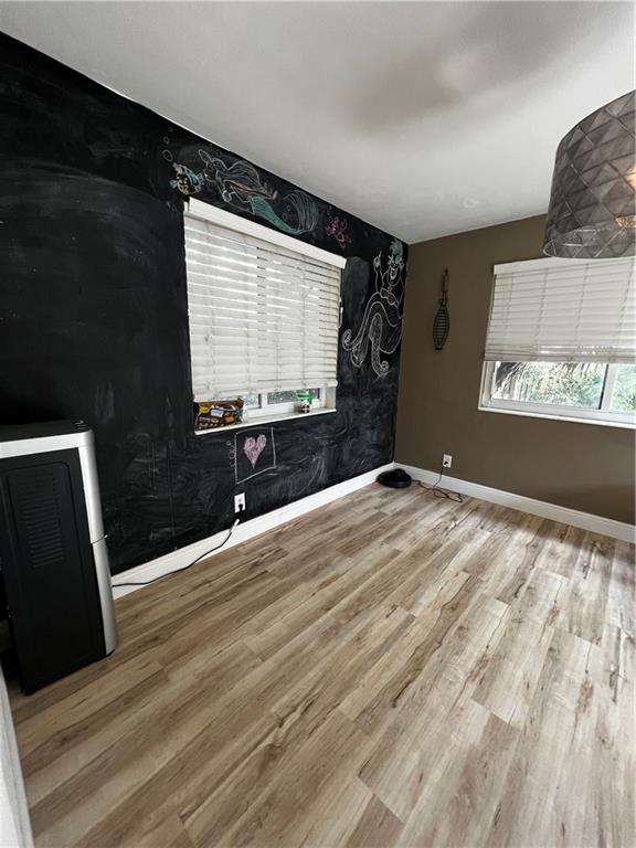 Hollywood Hills 6-22 B - Residential