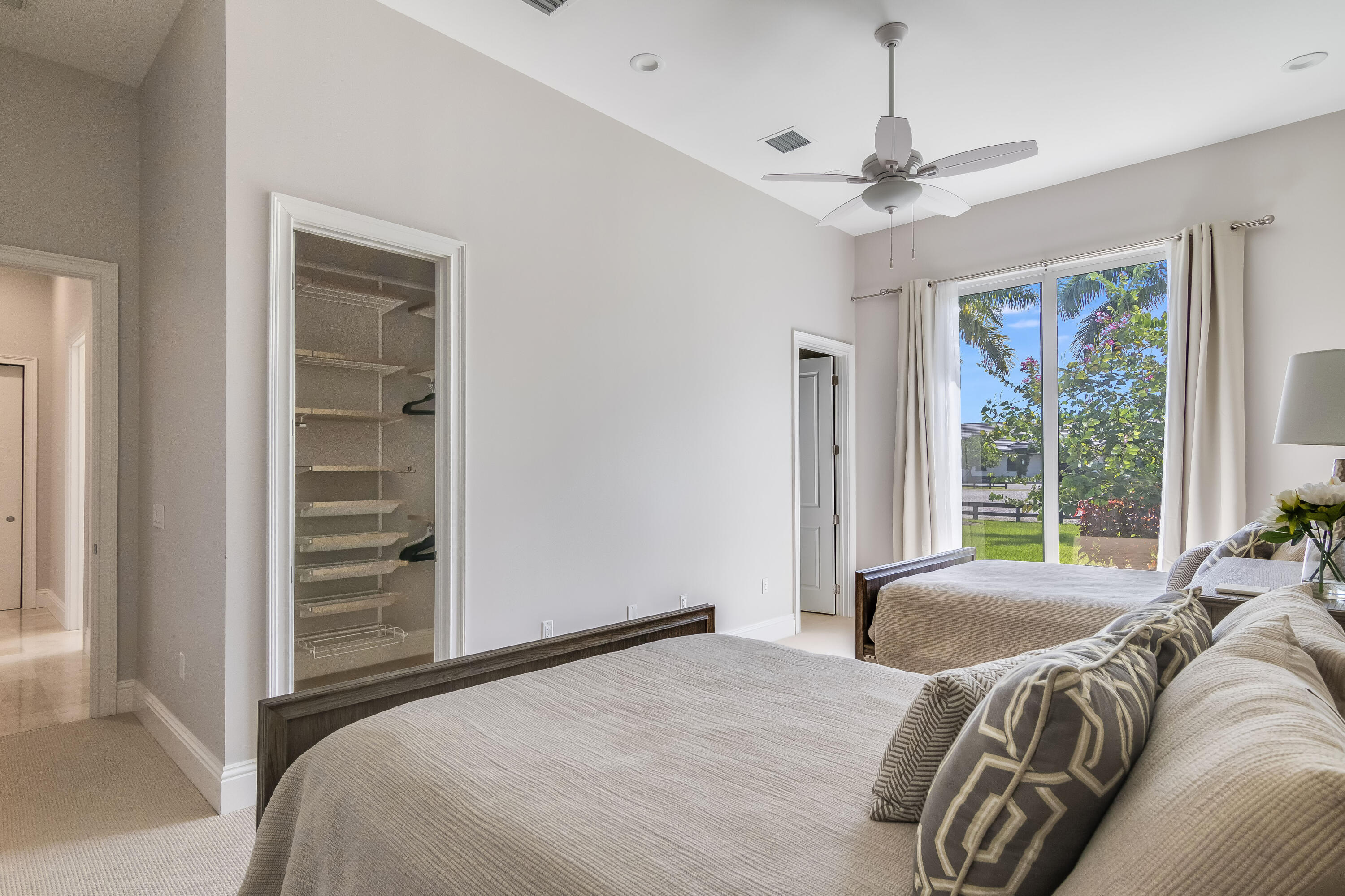 PALM BEACH POINT - Residential