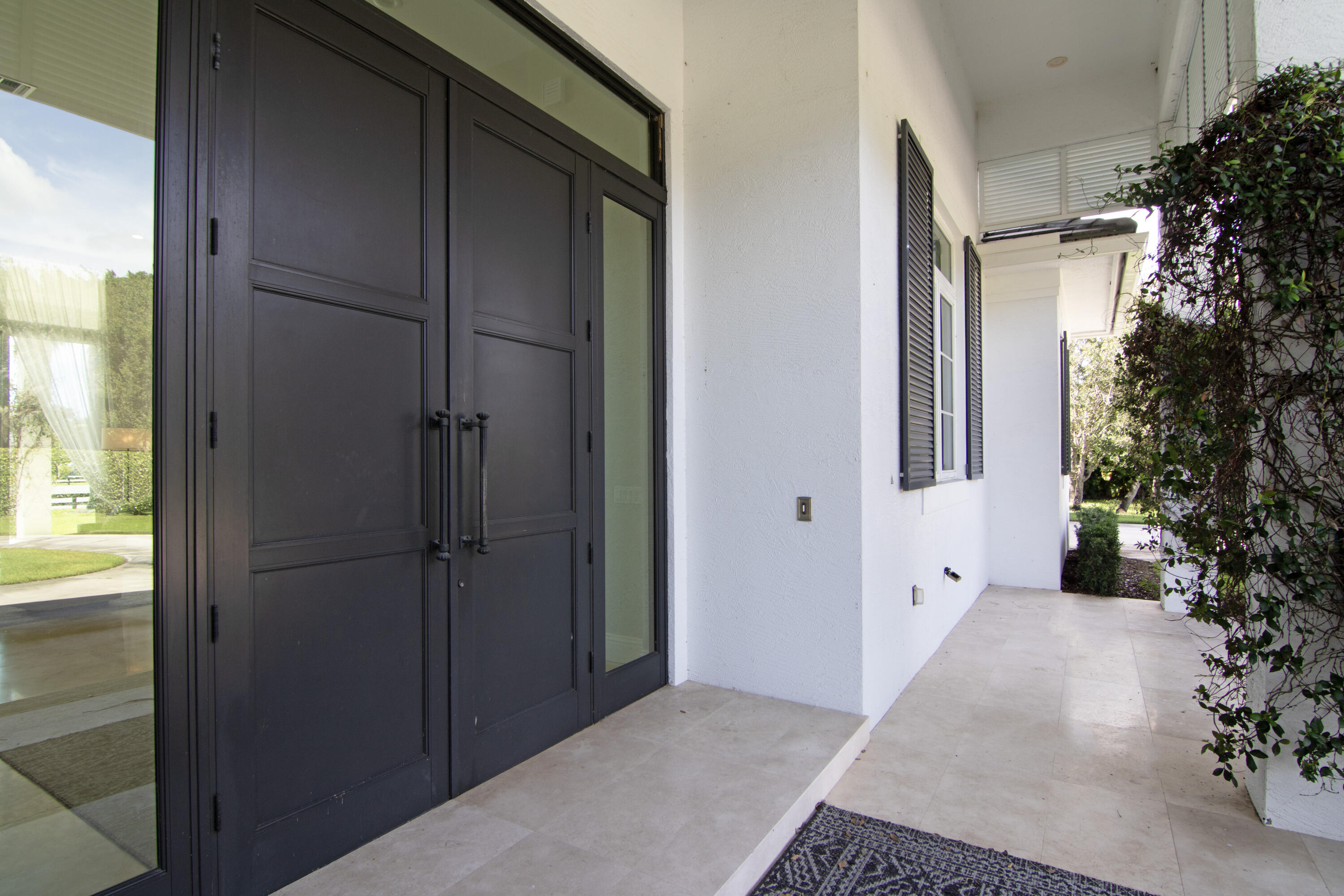 PALM BEACH POINT - Residential