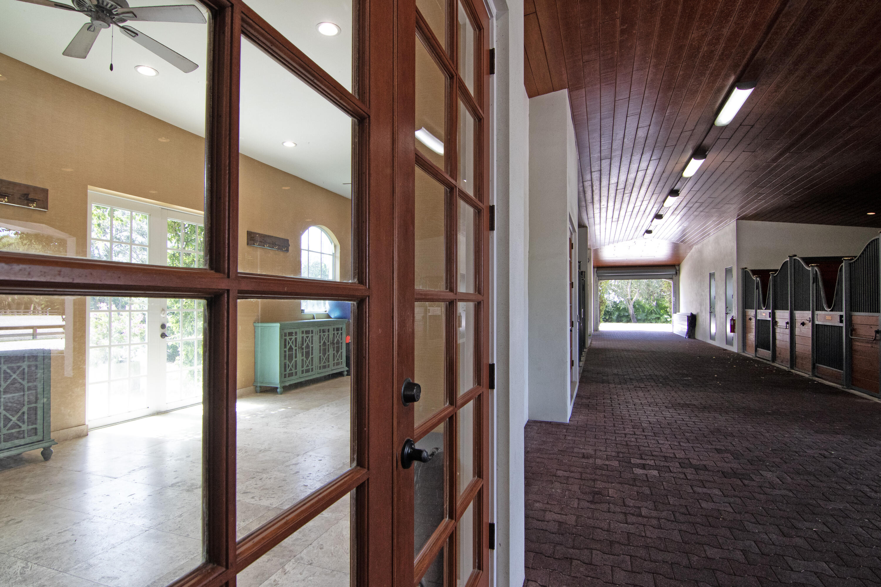 PALM BEACH POINT - Residential