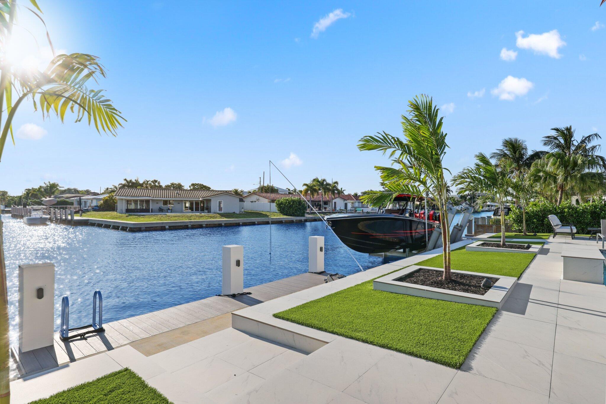 LAKE ESTATES - Residential