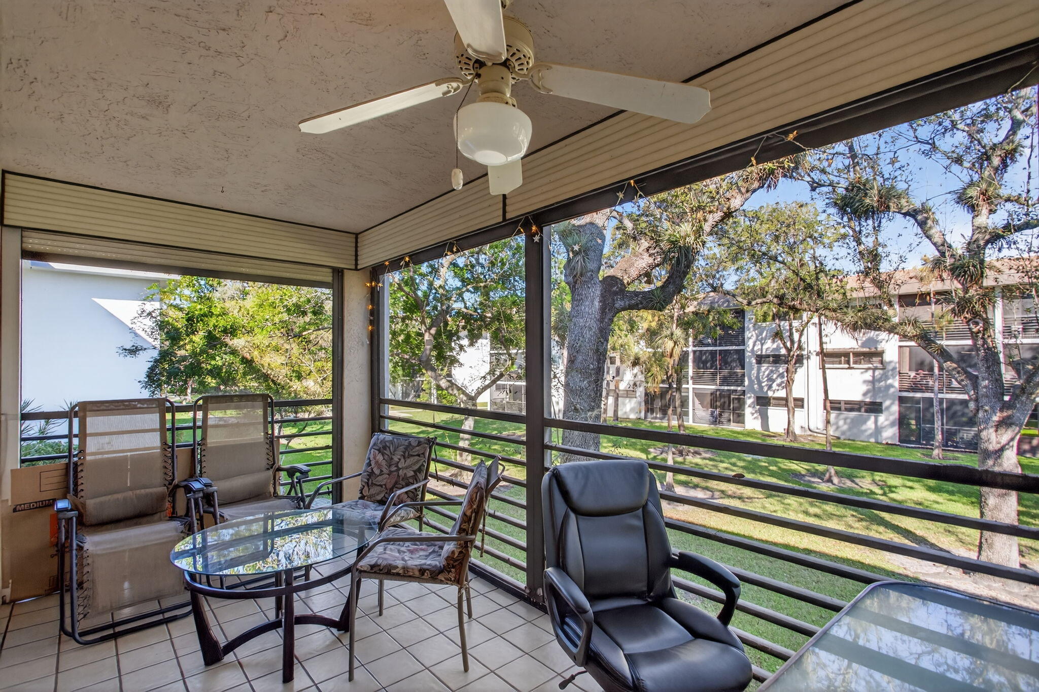 BONAIRE AT WOODMONT NO 4 - Residential