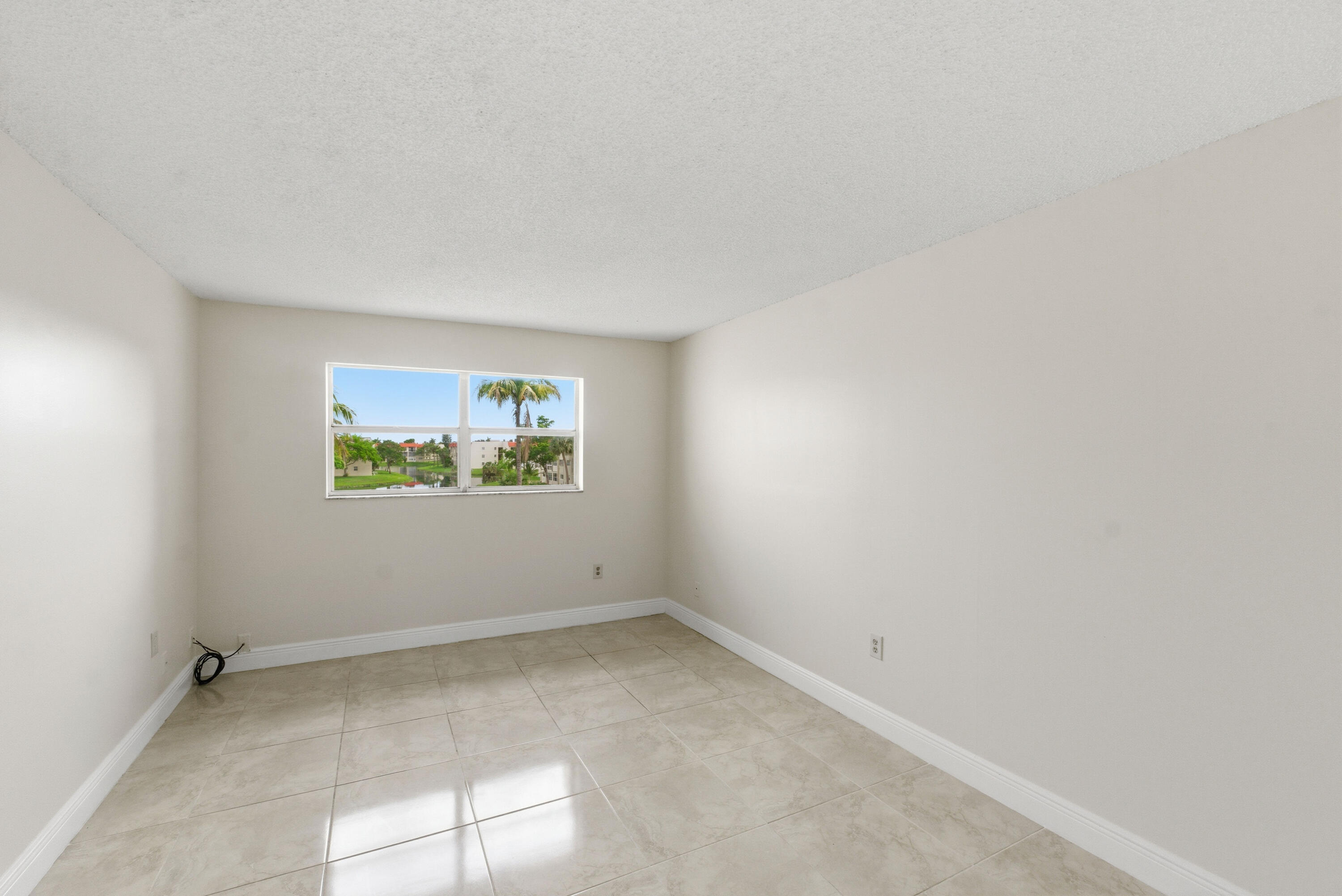 SUNRISE LAKES 9 CONDO - Residential