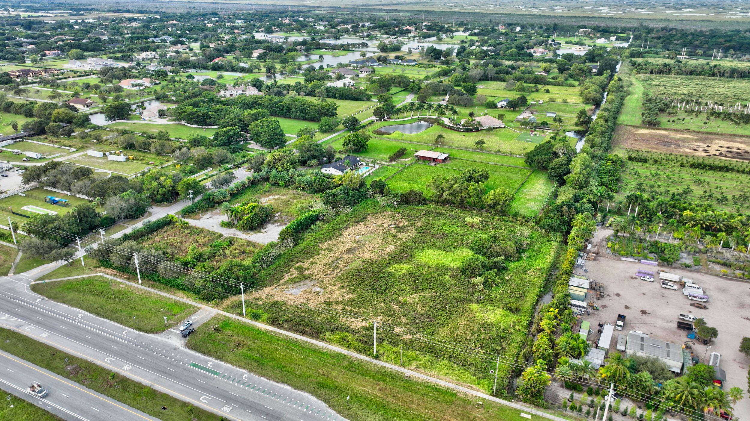 PALM BEACH FARMS CO 3 - Land
