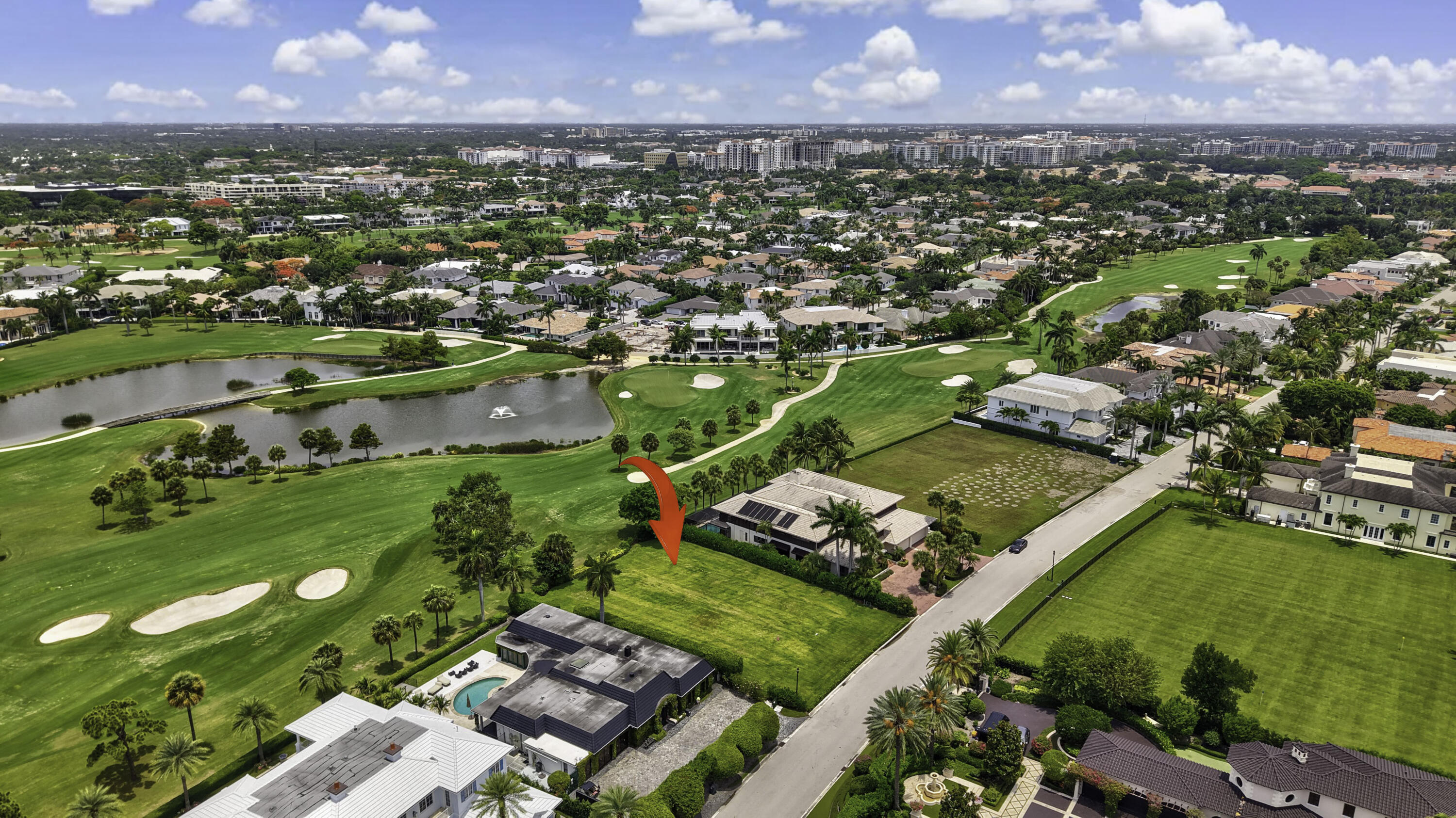ROYAL PALM YACHT & COUNTRY CLUB - Land