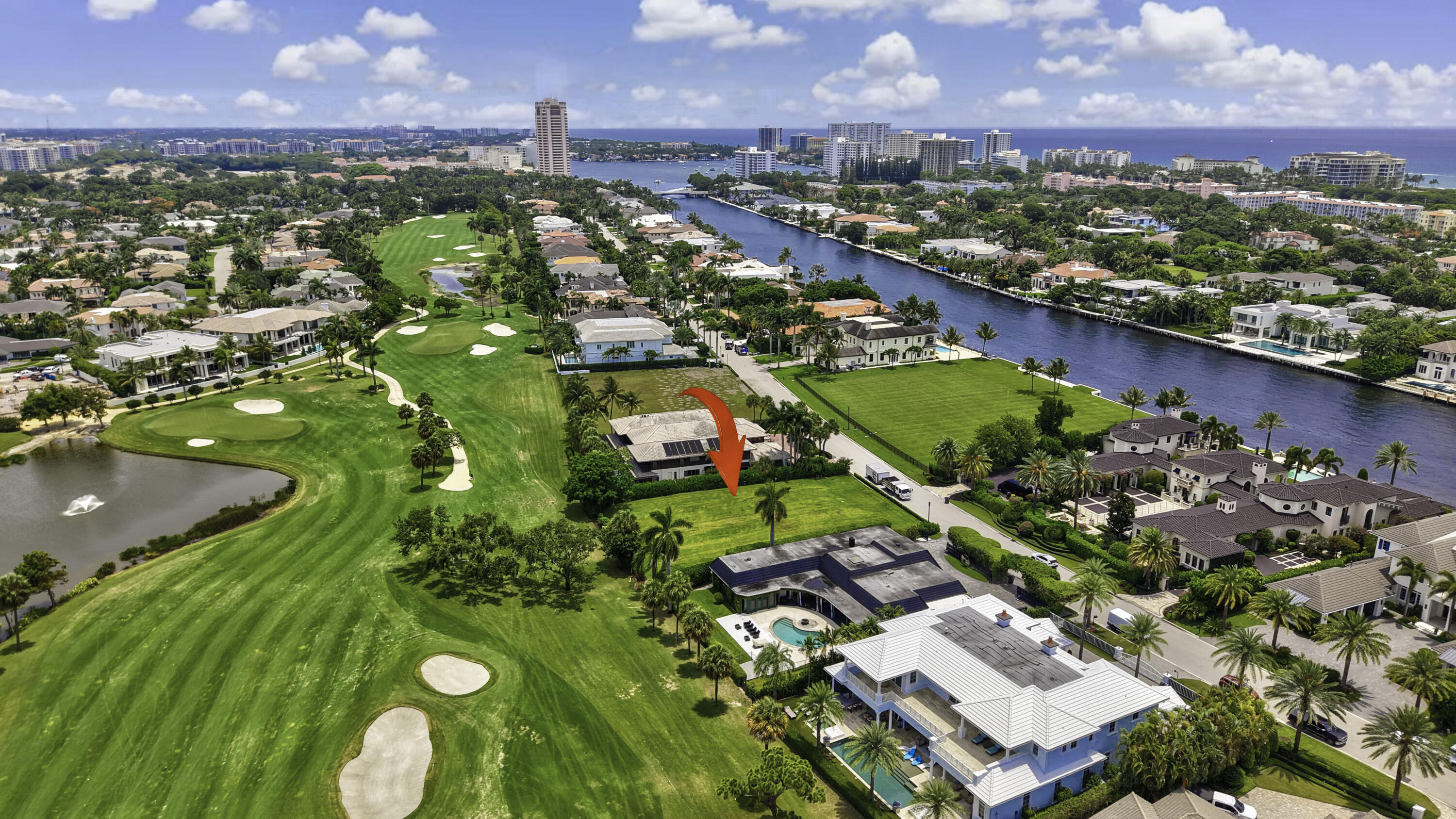 ROYAL PALM YACHT & COUNTRY CLUB - Land