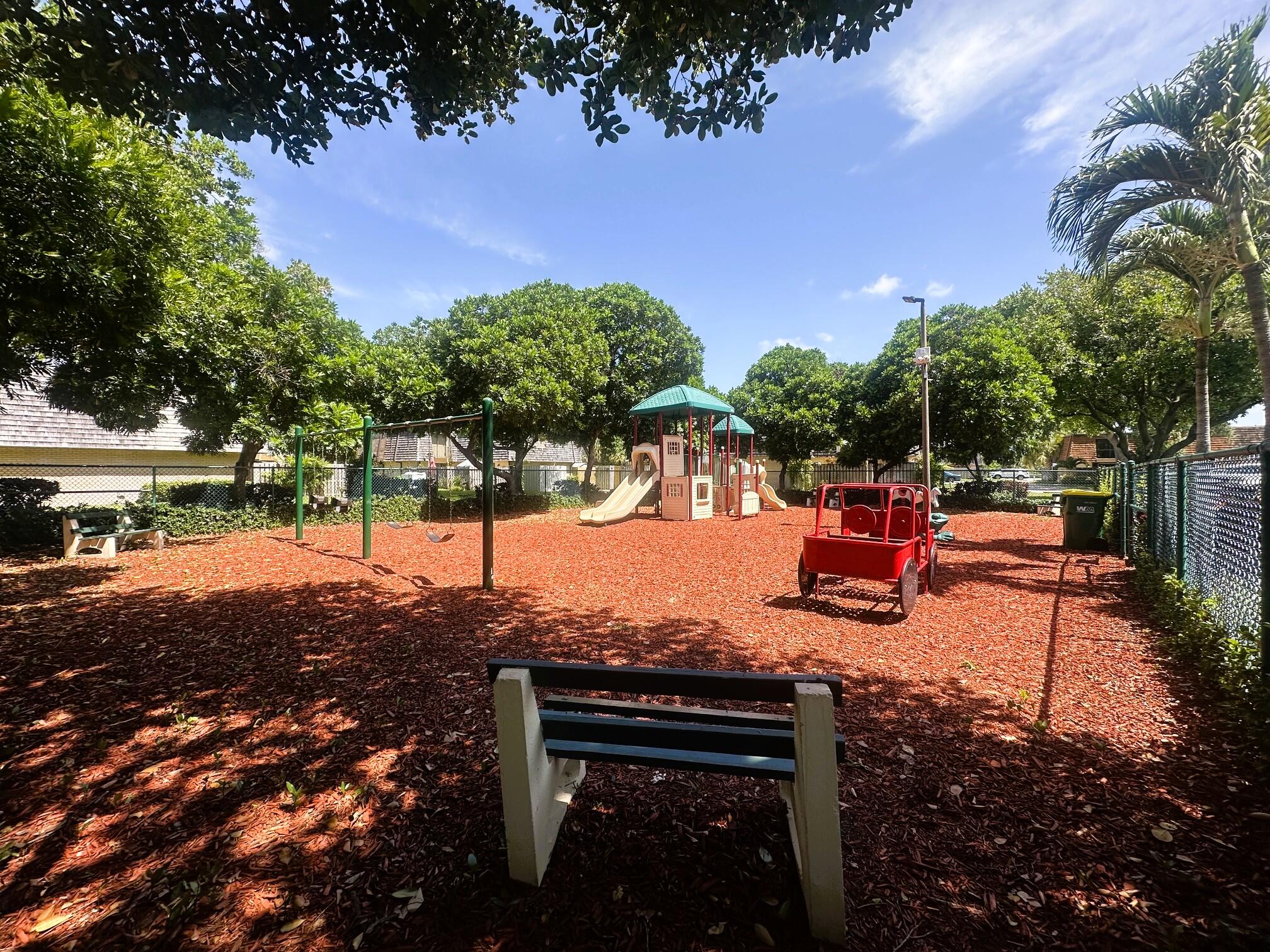 LAKEWOOD - Residential