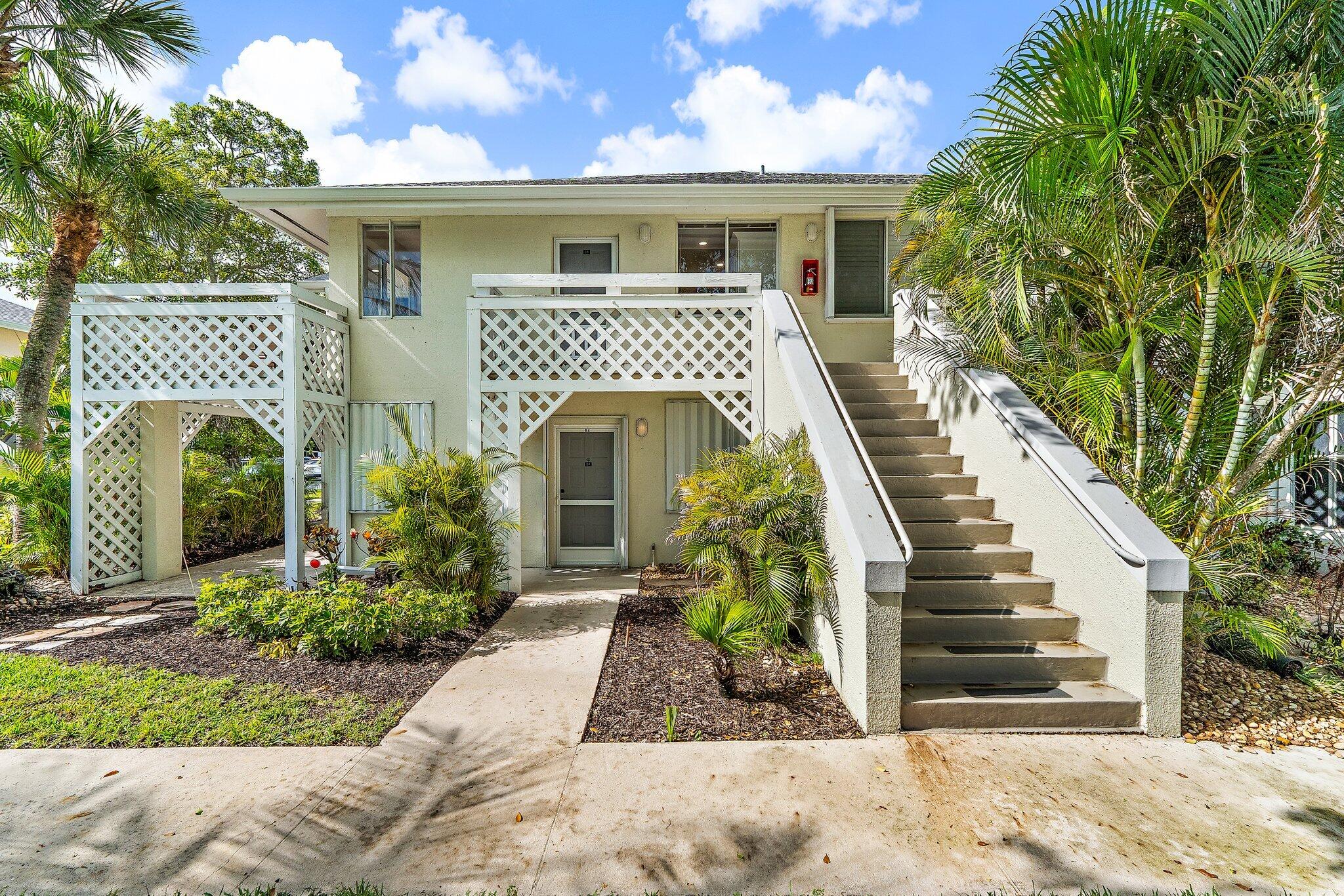 PLANTATION VILLAS CONDO FILED 4-30-85 - Residential Lease