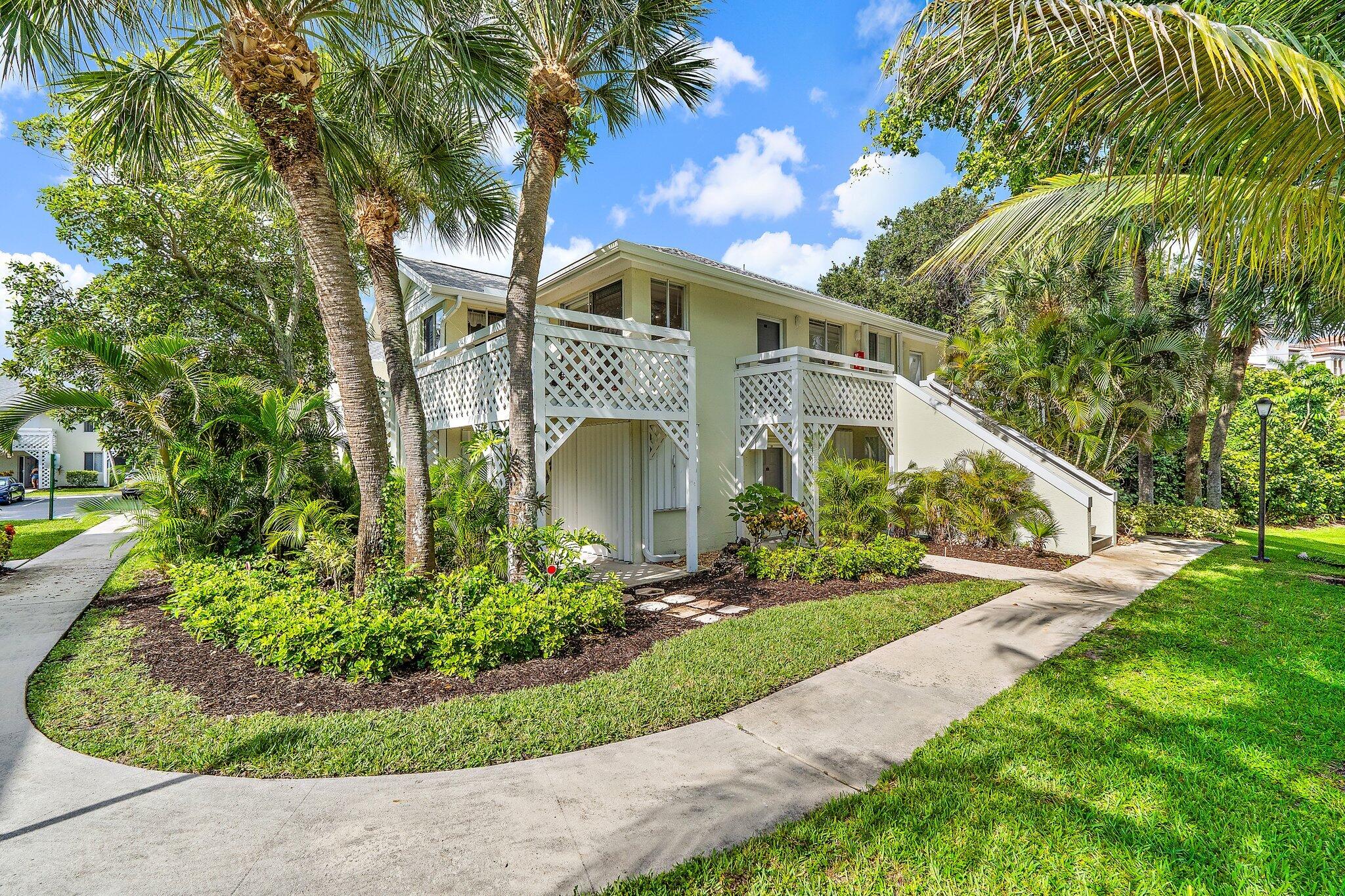 PLANTATION VILLAS CONDO FILED 4-30-85 - Residential Lease