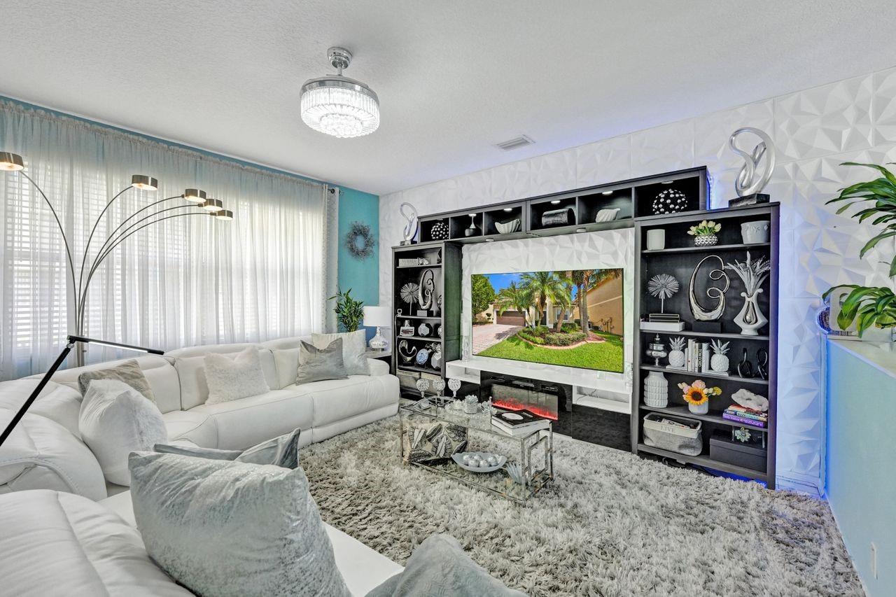 Lakeview West 158-44 B - Residential