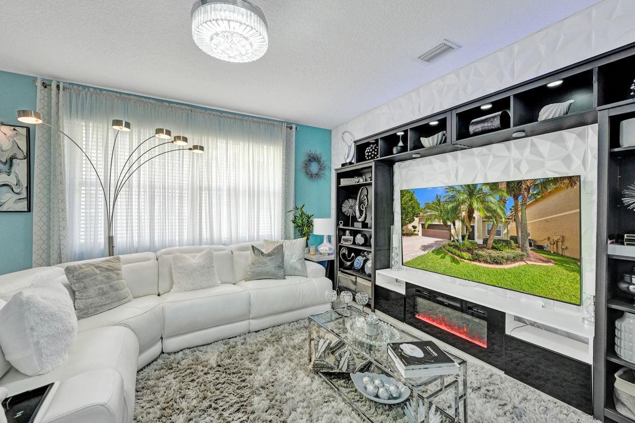 Lakeview West 158-44 B - Residential