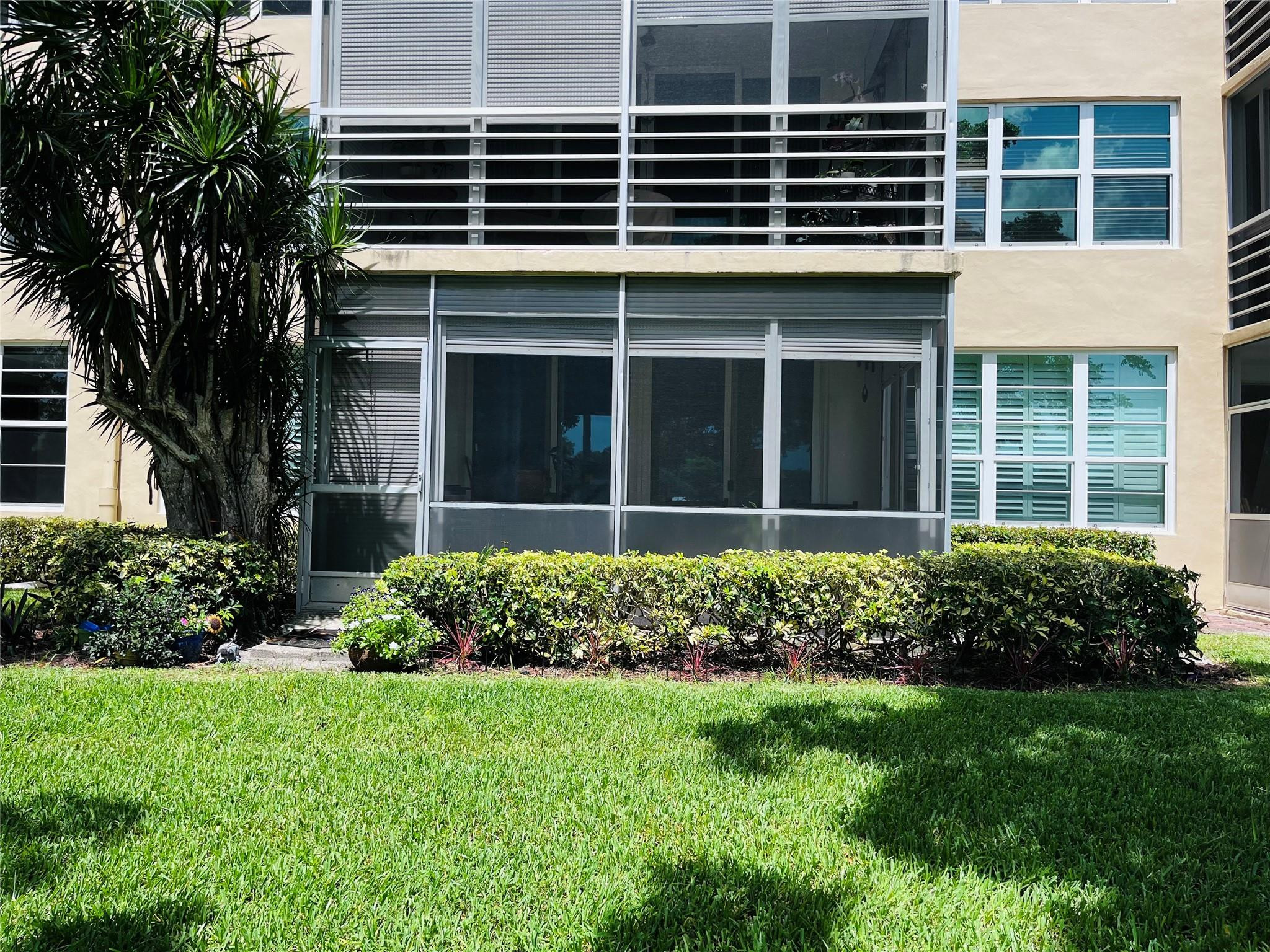 Palm Aire - Residential