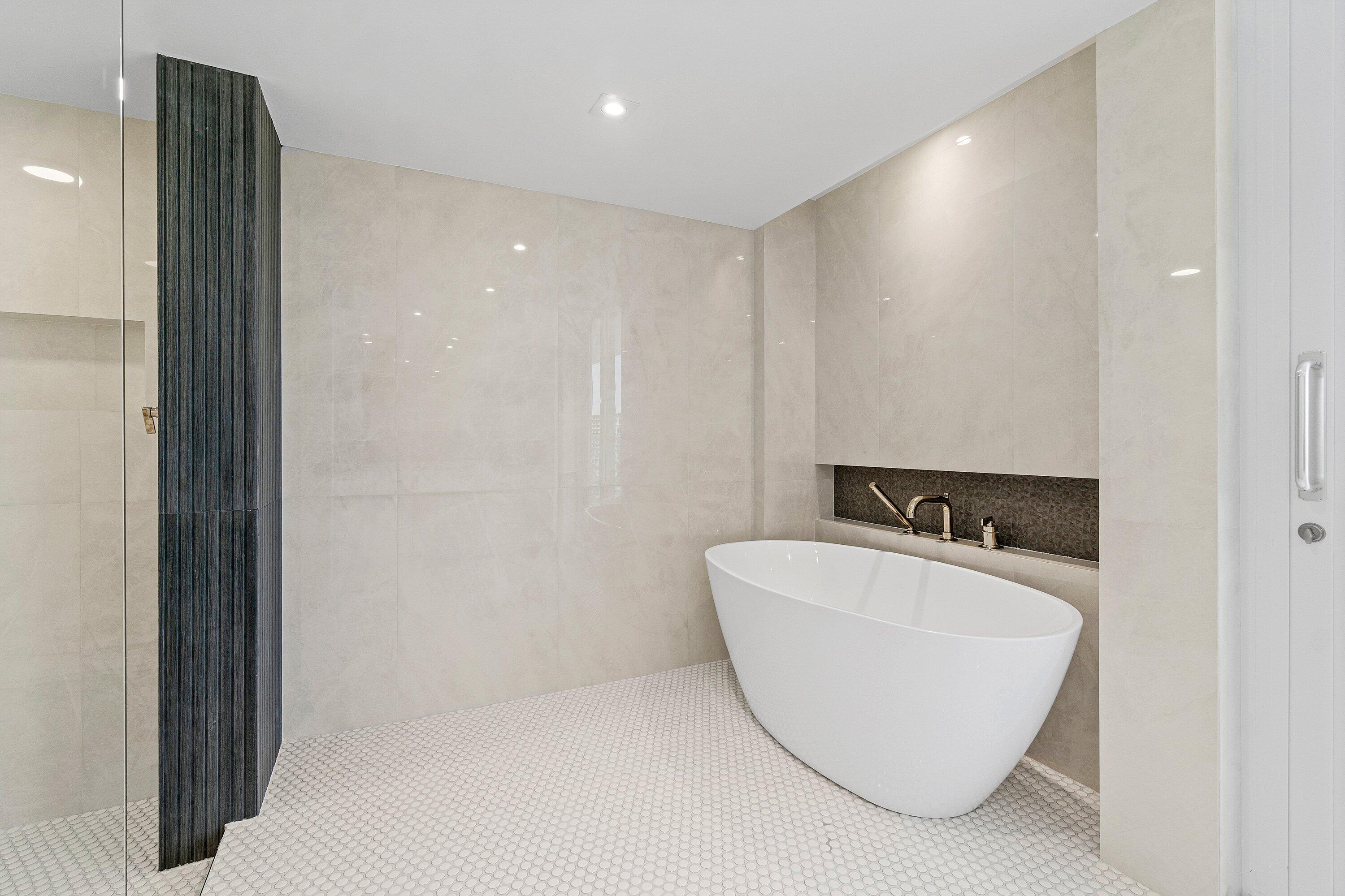 VILLA NOVA CONDO - Residential