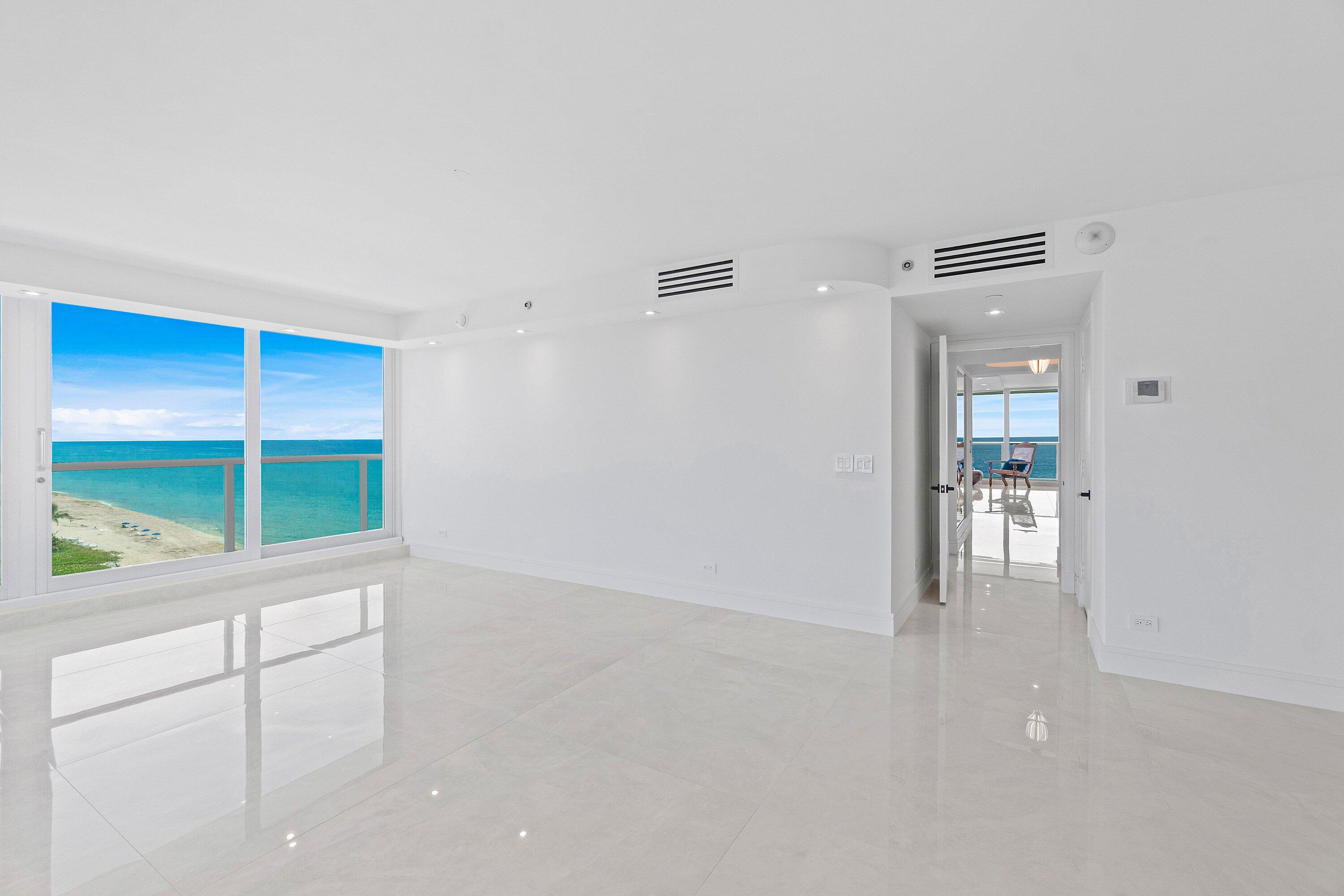 VILLA NOVA CONDO - Residential