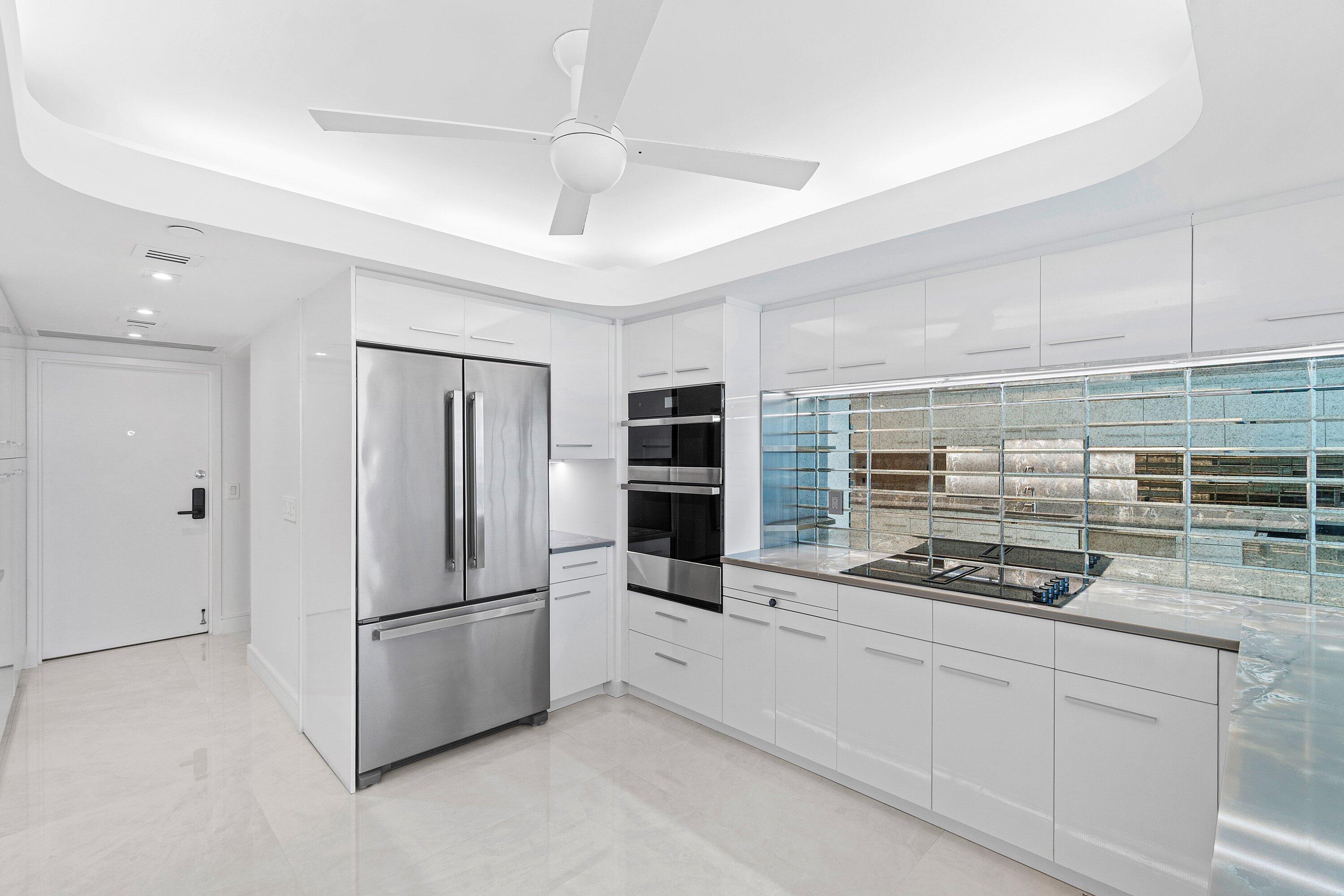 VILLA NOVA CONDO - Residential