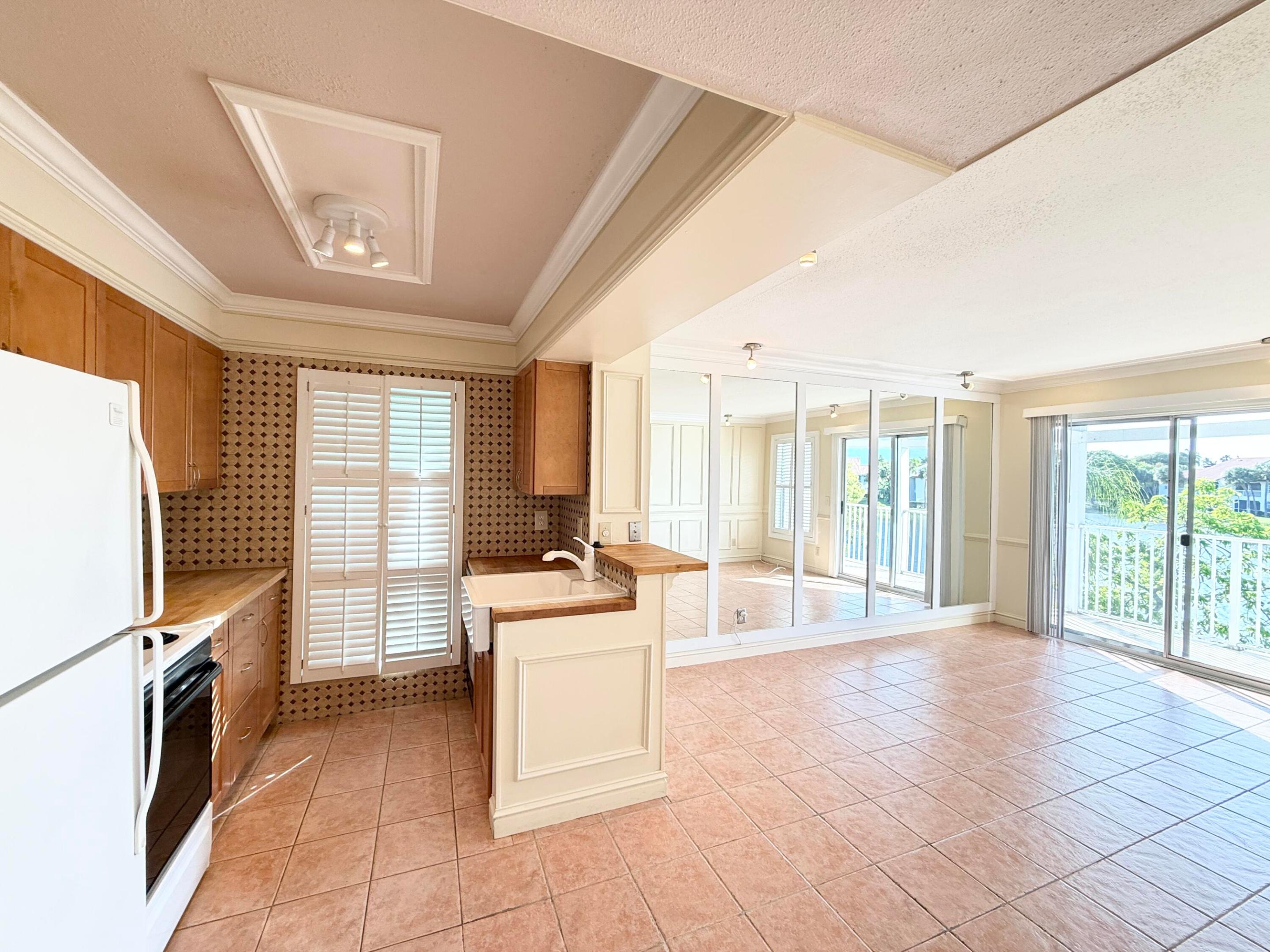 CYPRESS POINT CONDO - Residential Lease