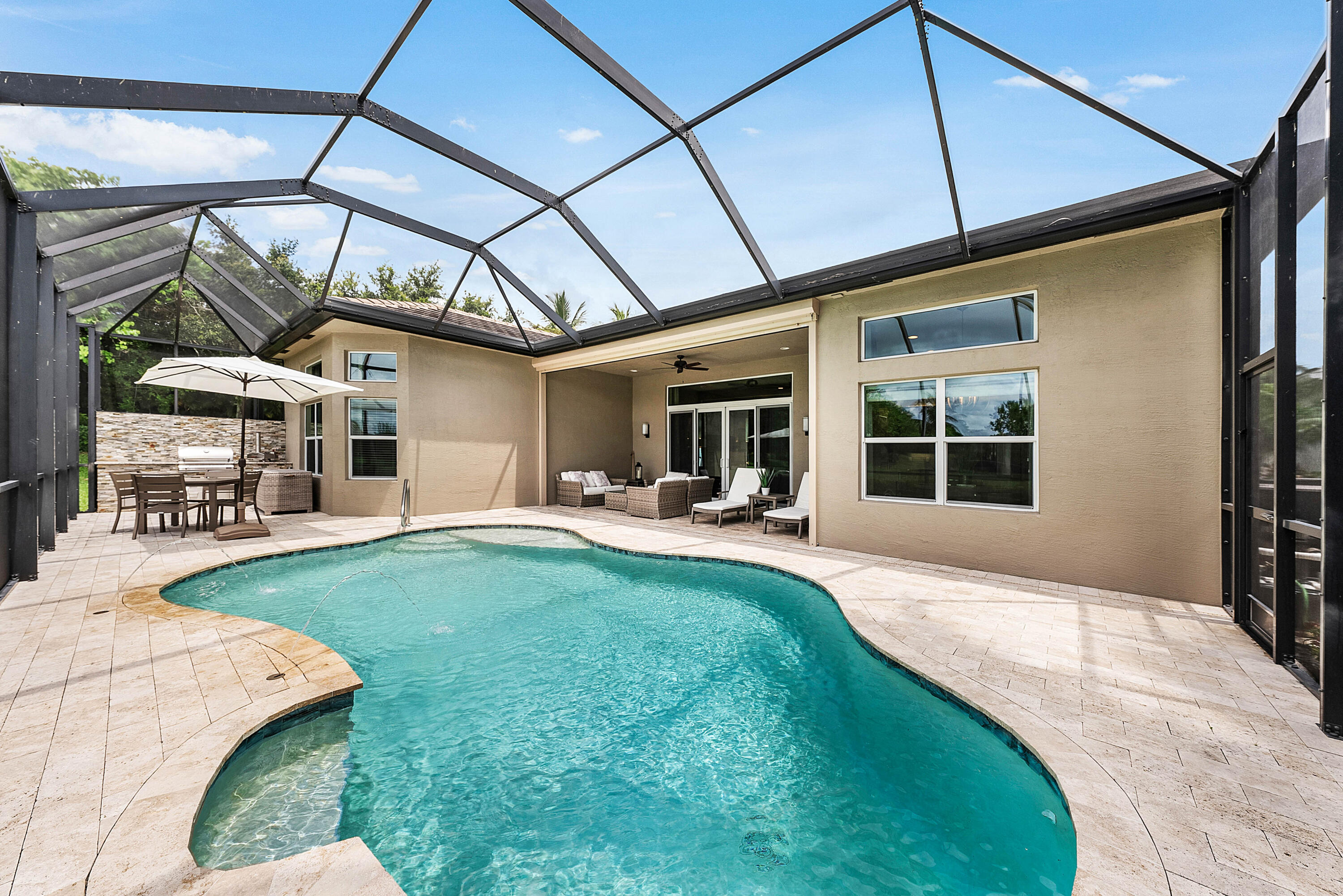 Valencia Bay - Residential
