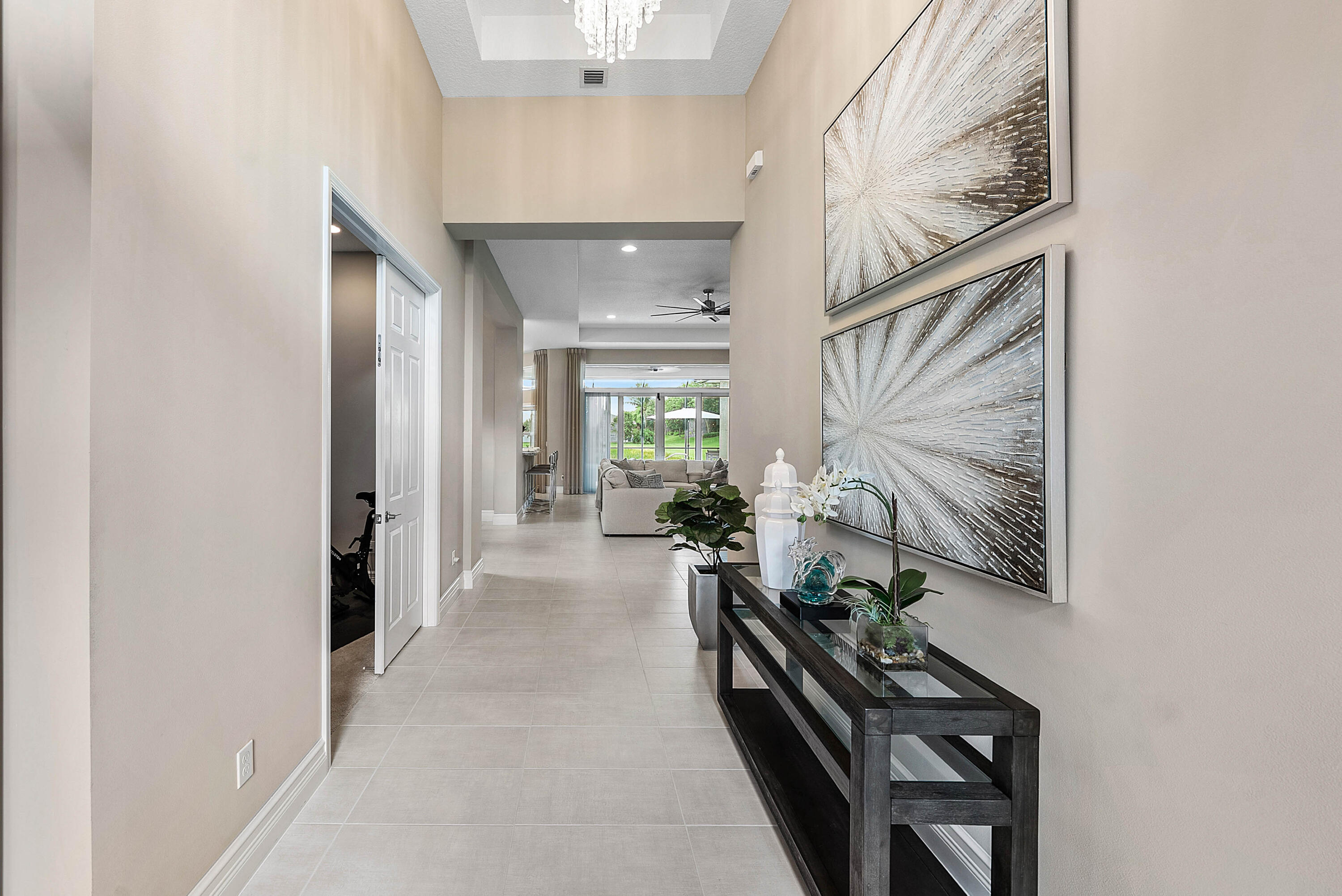 Valencia Bay - Residential