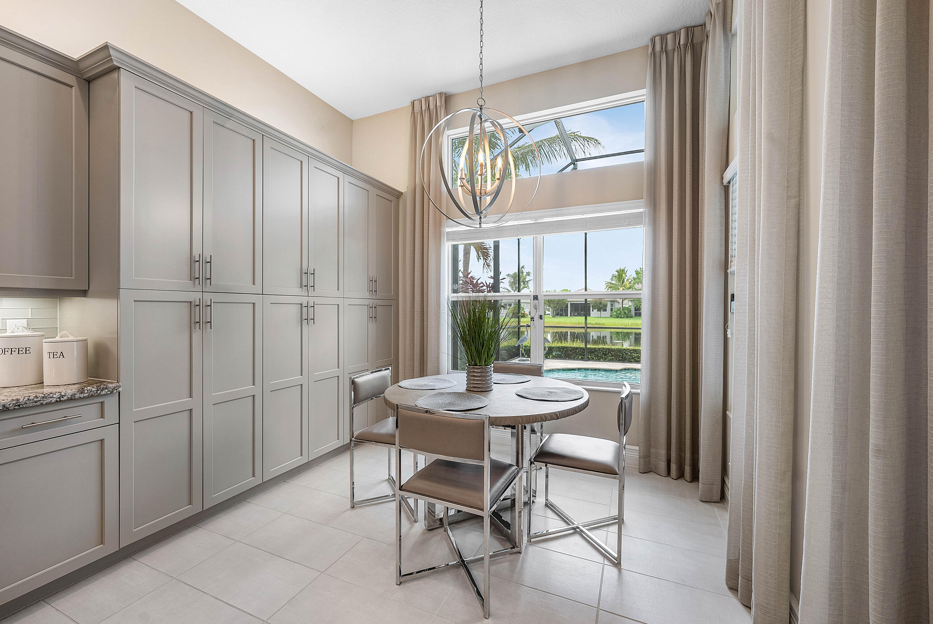 Valencia Bay - Residential