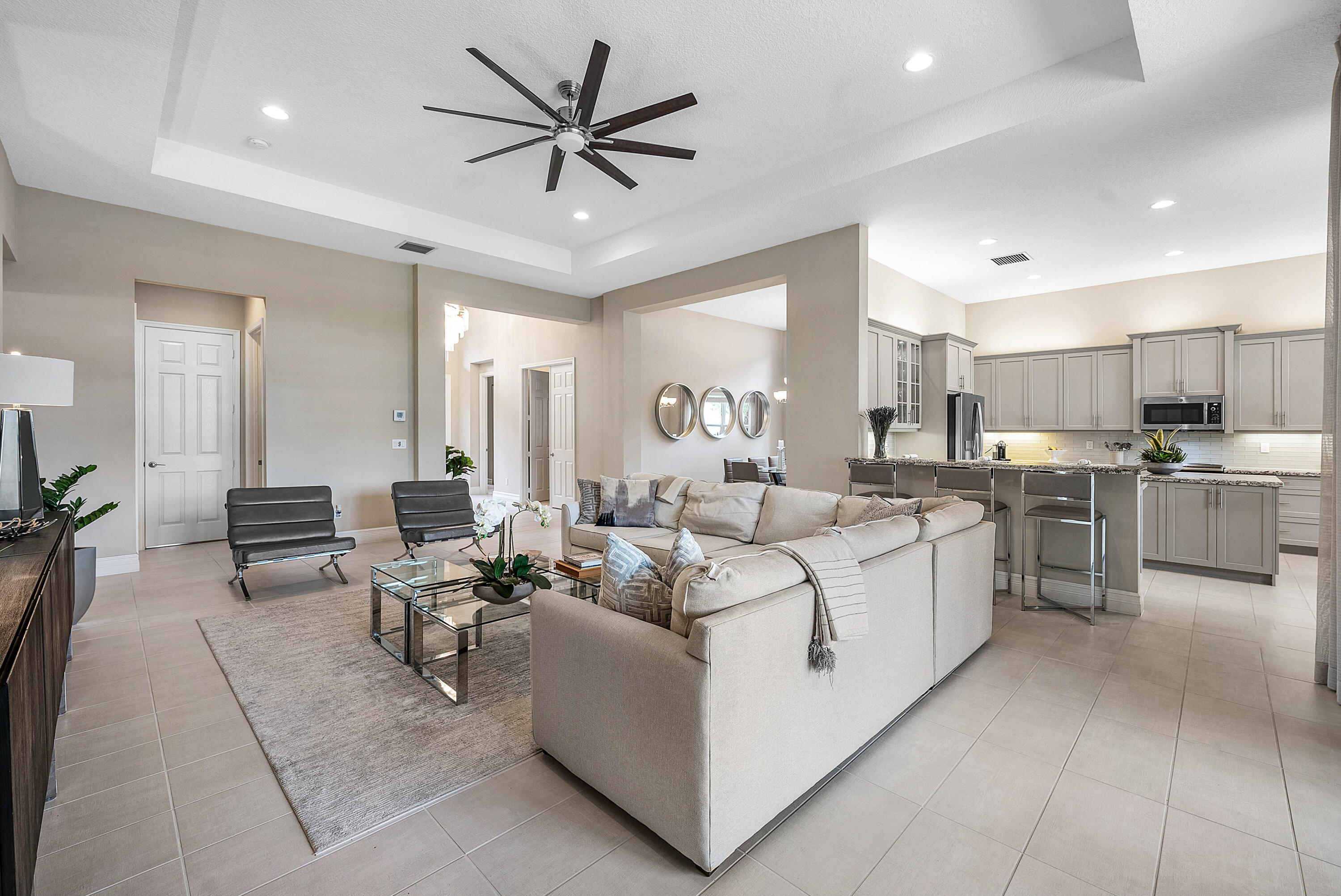 Valencia Bay - Residential