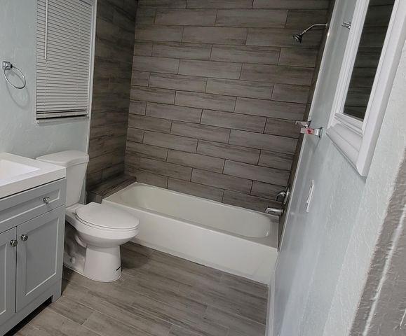 FRESHWATER ADD TO WPB - Residential Lease