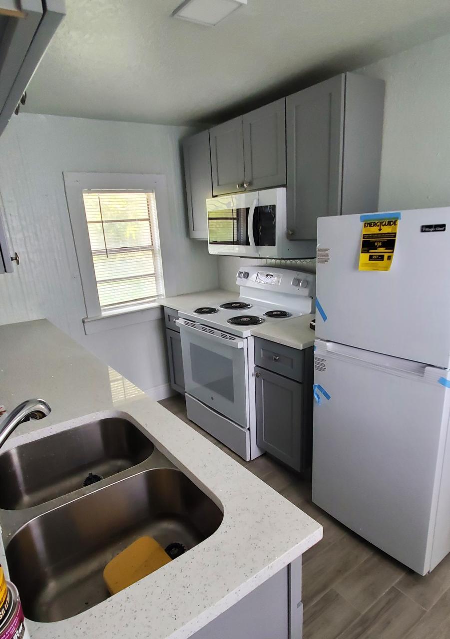 FRESHWATER ADD TO WPB - Residential Lease